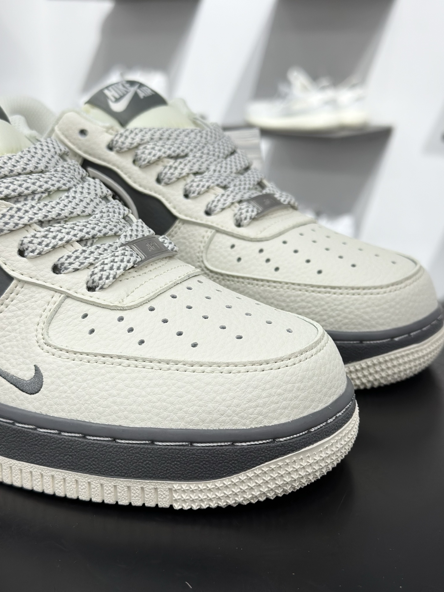 NIKE AIR FORCE 1‘07 LV8 SM6688-107-Top High Quatity Cheap Sneakers Fashion Clothing Clothes Bags handbags Shoes of all Brand wholesale With The best Quality And Beautiful Price from China Factory Chinese suppliers wholesaler seller NIKE AIR FORCE 1‘07 LV8 SM6688-107