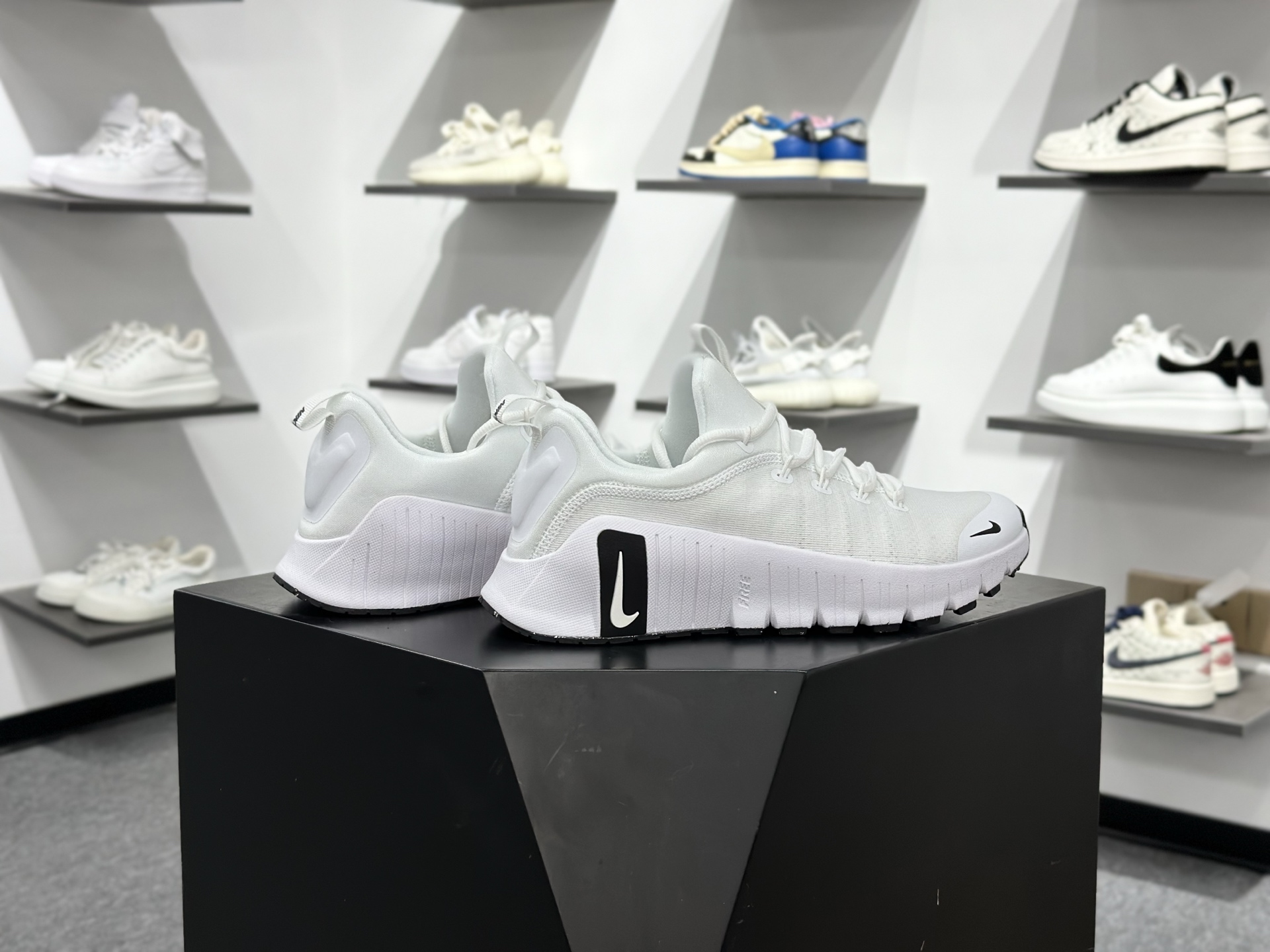 Nike Free Metcon 6 网布 圆头 系带 减震防滑 低帮 训练鞋 FJ7127-101