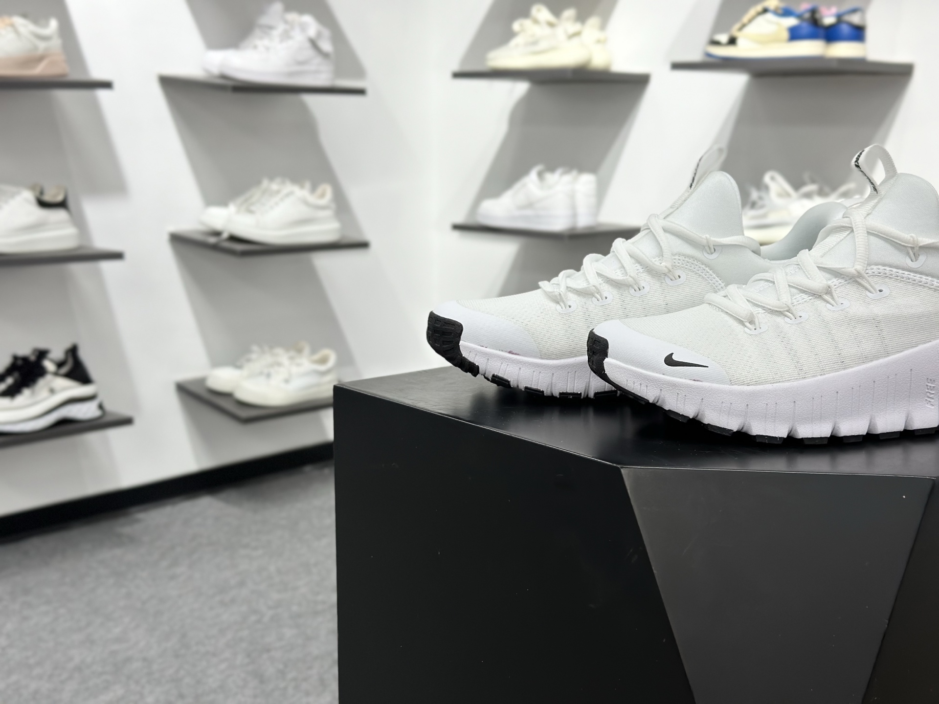 Nike Free Metcon 6 网布 圆头 系带 减震防滑 低帮 训练鞋 FJ7127-101