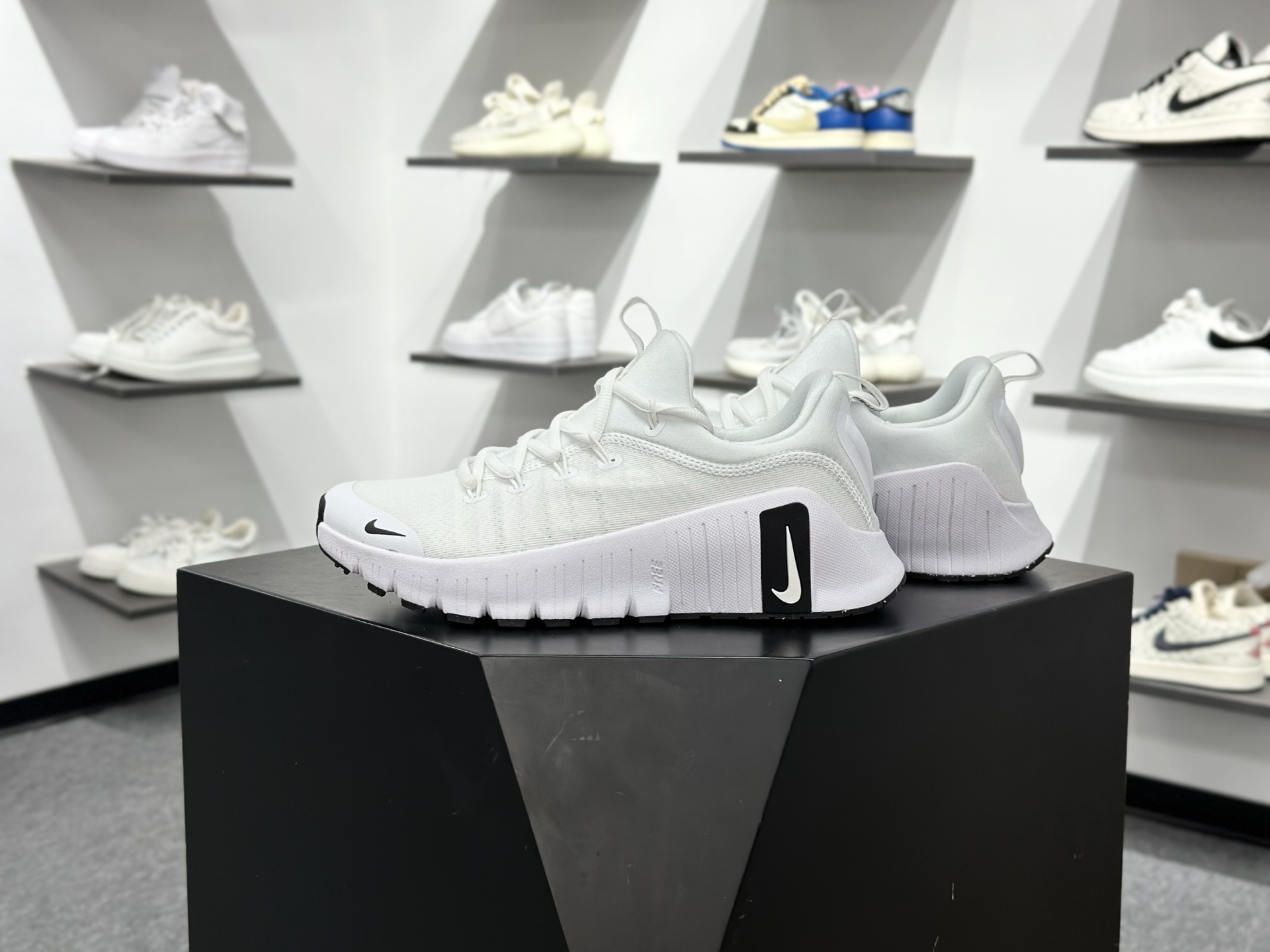 Nike Free Metcon 6 网布 圆头 系带 减震防滑 低帮 训练鞋 FJ7127-101