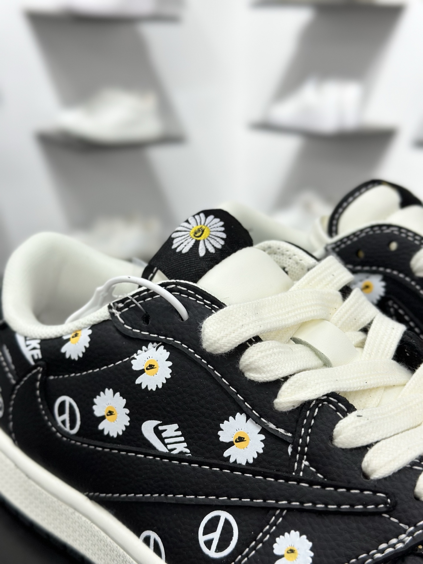 Nike Air Jordan 1 Low 定制配色 LV联名 定制AJ联名-高端定制 低帮复古文化板鞋 DZ2688-011-Top High Quatity Cheap Sneakers Fashion Clothing Clothes Bags handbags Shoes of all Brand wholesale With The best Quality And Beautiful Price from China Factory Chinese suppliers wholesaler seller Nike Air Jordan 1 Low 定制配色 LV联名 定制AJ联名-高端定制 低帮复古文化板鞋 DZ2688-011