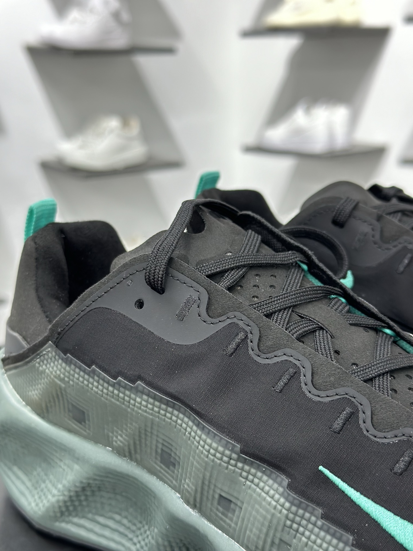 Nike NIKE AVA ROVER HS耐克顶级迈柔路跑鞋 DX4215-006-Top High Quatity Cheap Sneakers Fashion Clothing Clothes Bags handbags Shoes of all Brand wholesale With The best Quality And Beautiful Price from China Factory Chinese suppliers wholesaler seller Nike NIKE AVA ROVER HS耐克顶级迈柔路跑鞋 DX4215-006
