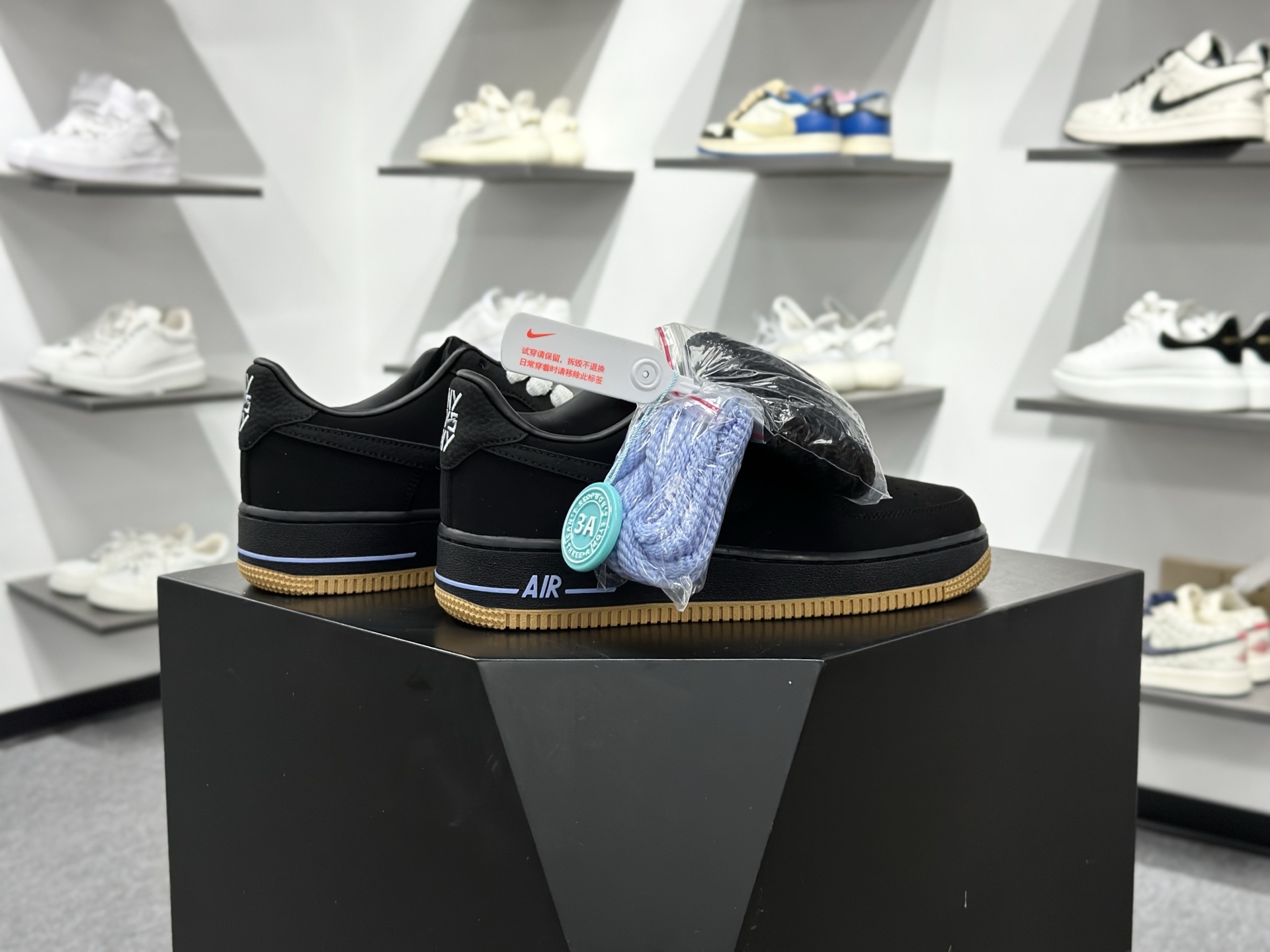 NIKE AIR FORCE 1 JANYVS NY IQ9770-001-Top High Quatity Cheap Sneakers Fashion Clothing Clothes Bags handbags Shoes of all Brand wholesale With The best Quality And Beautiful Price from China Factory Chinese suppliers wholesaler seller NIKE AIR FORCE 1 JANYVS NY IQ9770-001