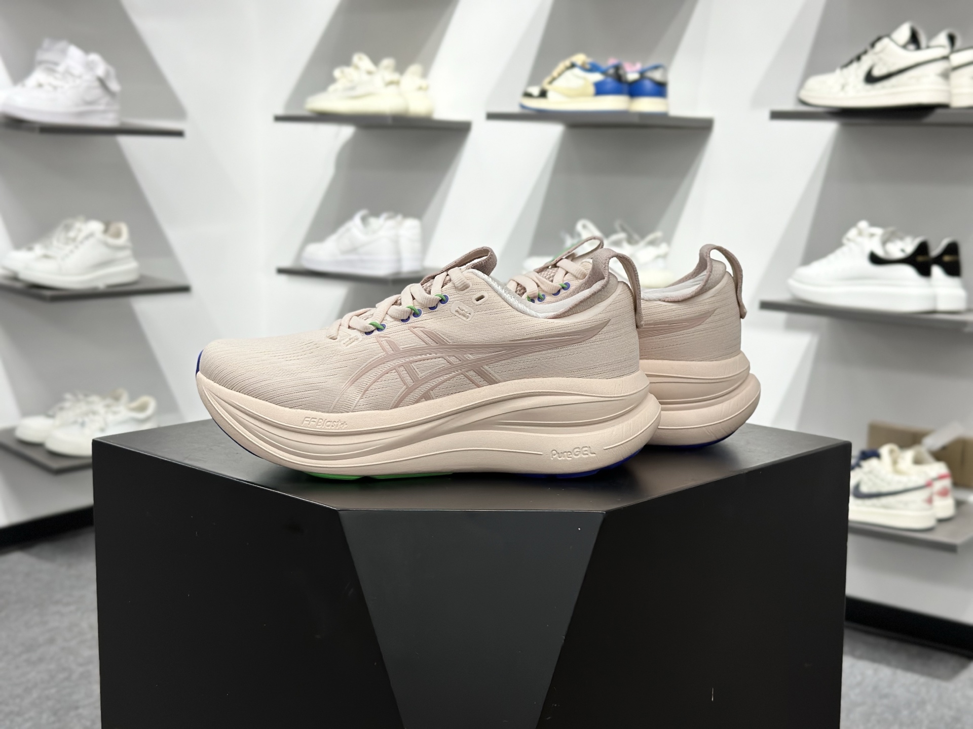 Asics GEL-NIMBUS 28复古单品 ASICS(亚瑟士) 1011C127-700-Top High Quatity Cheap Sneakers Fashion Clothing Clothes Bags handbags Shoes of all Brand wholesale With The best Quality And Beautiful Price from China Factory Chinese suppliers wholesaler seller Asics GEL-NIMBUS 28复古单品 ASICS(亚瑟士) 1011C127-700