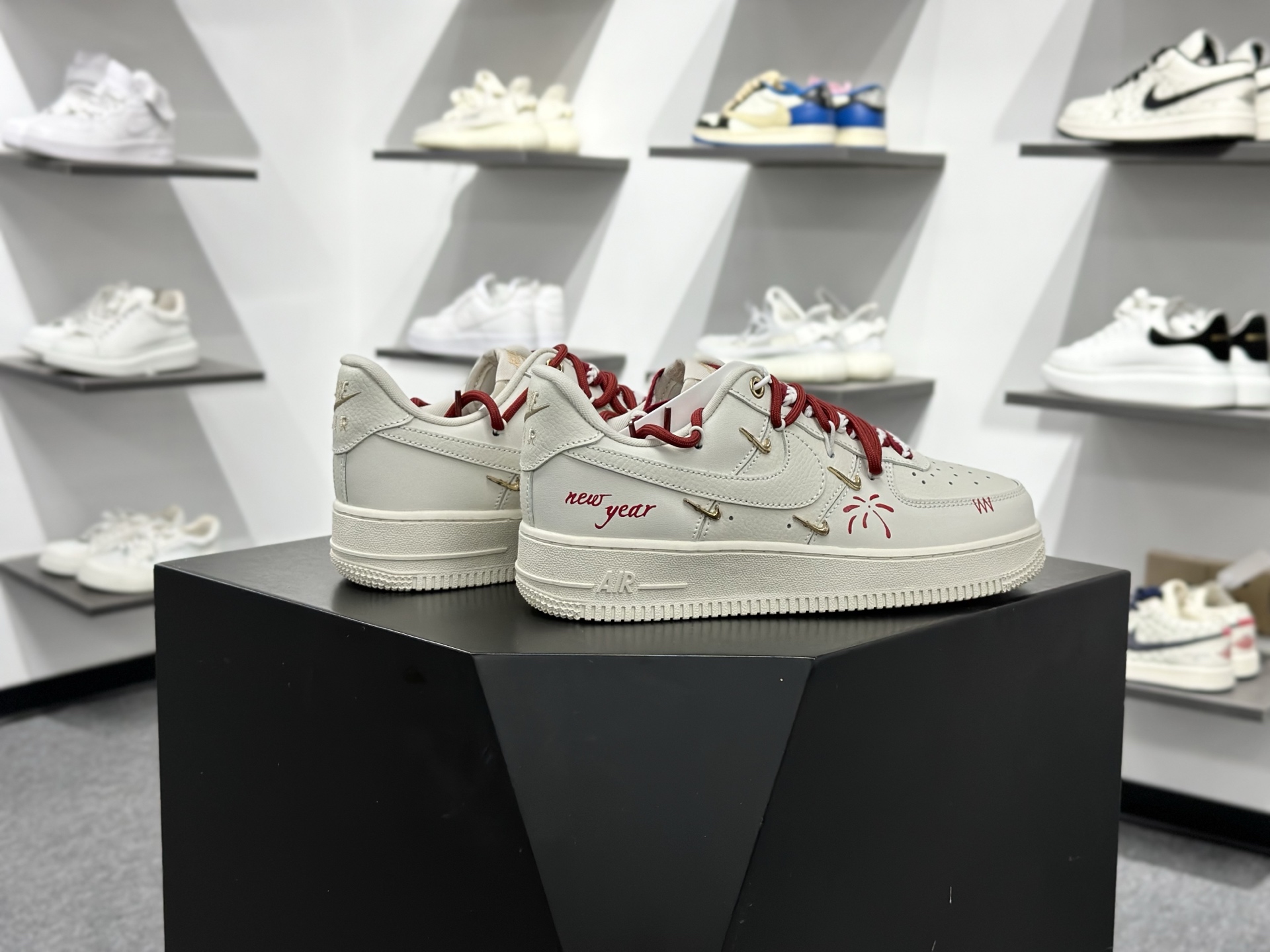 Nike Air Force 1 Low 新年限定 解构绑带 FV3654-111-Top High Quatity Cheap Sneakers Fashion Clothing Clothes Bags handbags Shoes of all Brand wholesale With The best Quality And Beautiful Price from China Factory Chinese suppliers wholesaler seller Nike Air Force 1 Low 新年限定 解构绑带 FV3654-111