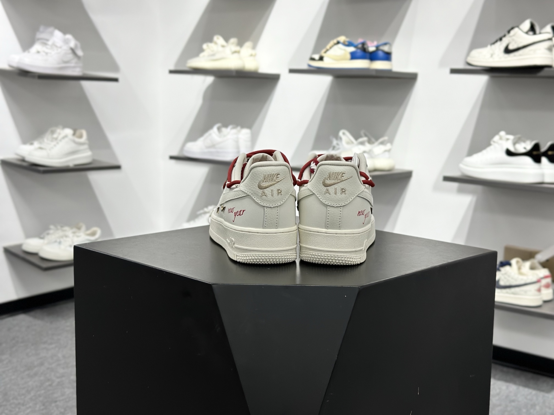 Nike Air Force 1 Low 新年限定 解构绑带 FV3654-111-Top High Quatity Cheap Sneakers Fashion Clothing Clothes Bags handbags Shoes of all Brand wholesale With The best Quality And Beautiful Price from China Factory Chinese suppliers wholesaler seller Nike Air Force 1 Low 新年限定 解构绑带 FV3654-111