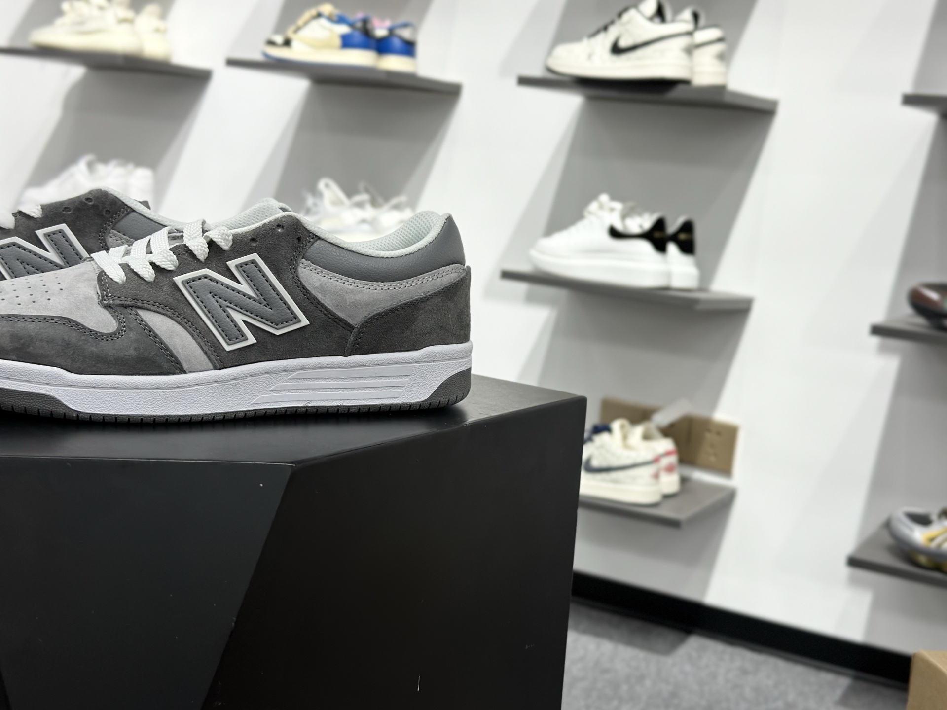 New Balance NB 480 二层牛皮人造革 轻便舒适 减震耐磨 低帮 板鞋 男女同款 BB480LEC-Top High Quatity Cheap Sneakers Fashion Clothing Clothes Bags handbags Shoes of all Brand wholesale With The best Quality And Beautiful Price from China Factory Chinese suppliers wholesaler seller New Balance NB 480 二层牛皮人造革 轻便舒适 减震耐磨 低帮 板鞋 男女同款 BB480LEC