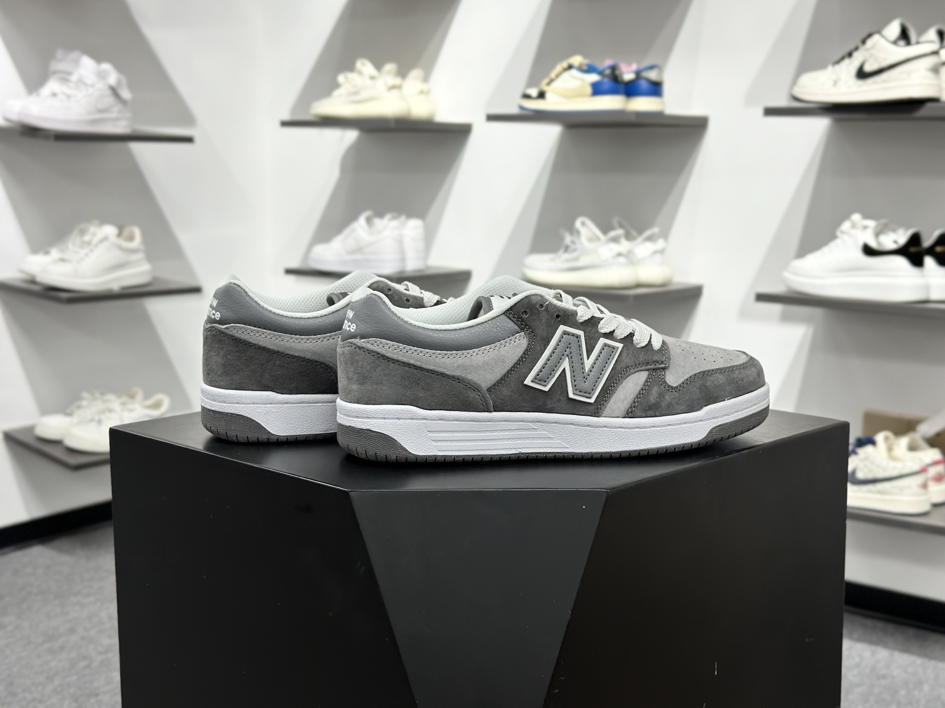 New Balance NB 480 二层牛皮人造革 轻便舒适 减震耐磨 低帮 板鞋 男女同款 BB480LEC-Top High Quatity Cheap Sneakers Fashion Clothing Clothes Bags handbags Shoes of all Brand wholesale With The best Quality And Beautiful Price from China Factory Chinese suppliers wholesaler seller New Balance NB 480 二层牛皮人造革 轻便舒适 减震耐磨 低帮 板鞋 男女同款 BB480LEC