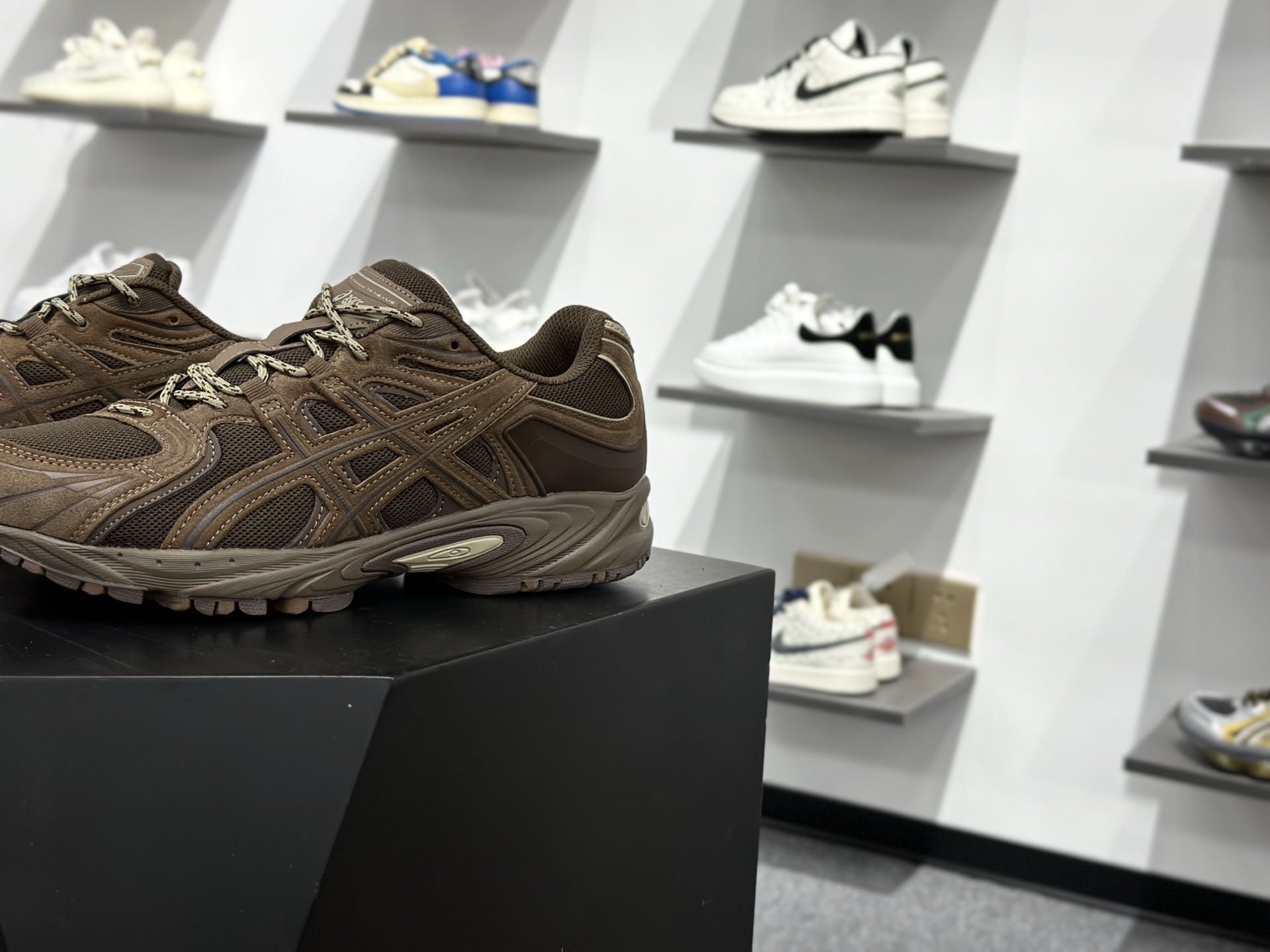 Asics Gel-Kahana TR Nexus 皇家蓝 亚瑟士复古潮流休闲运动鞋 1203B123-200 Asics Gel-Kahana TR Nexus 皇家蓝 亚瑟士复古潮流休闲运动鞋 1203B123-200