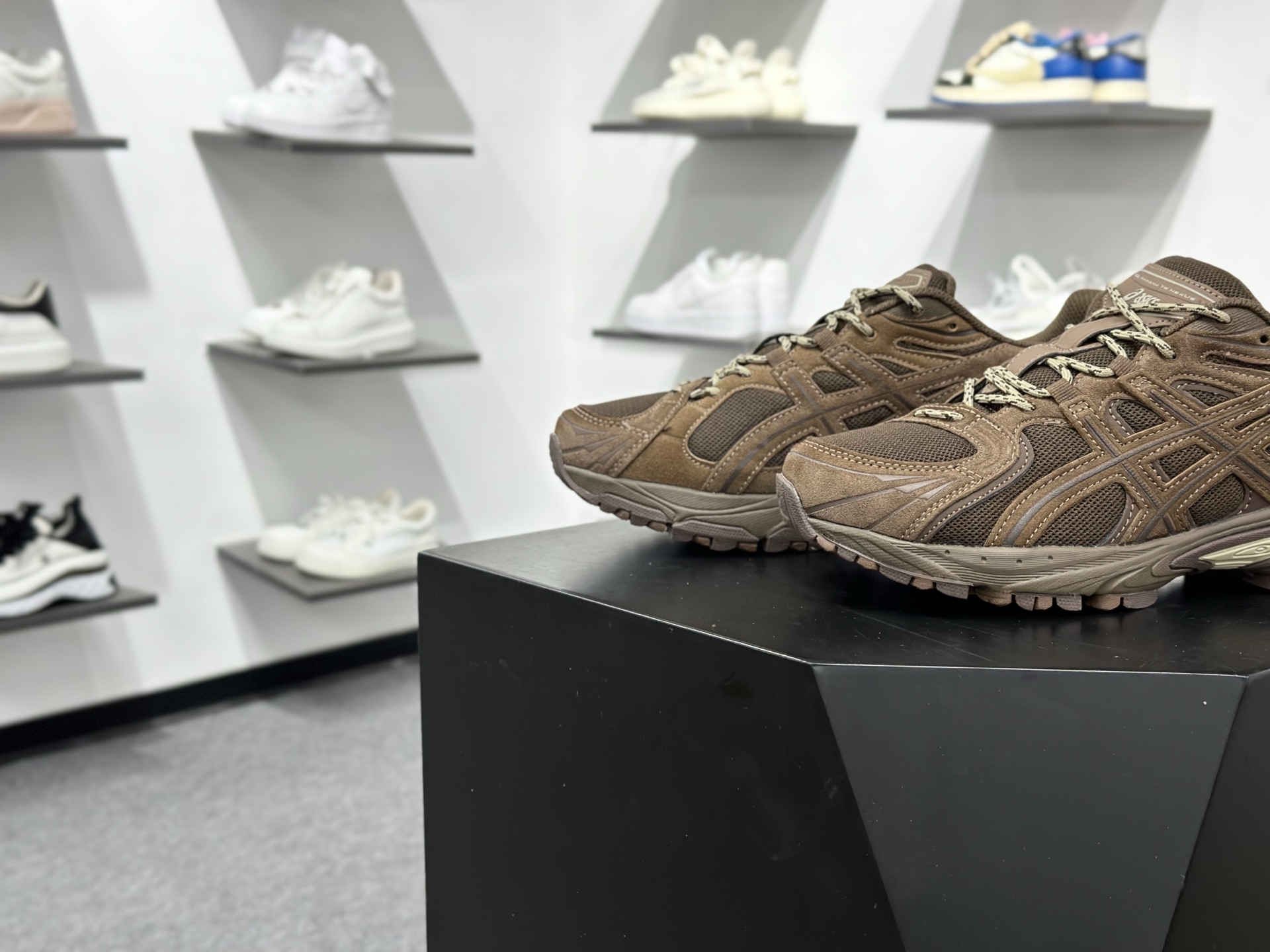 Asics Gel-Kahana TR Nexus 皇家蓝 亚瑟士复古潮流休闲运动鞋 1203B123-200 Asics Gel-Kahana TR Nexus 皇家蓝 亚瑟士复古潮流休闲运动鞋 1203B123-200