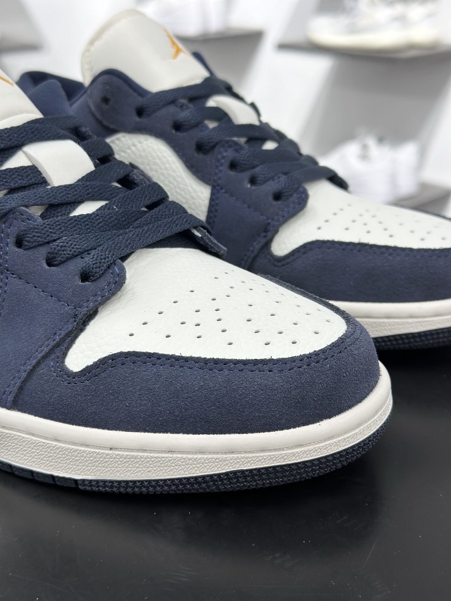 Air Jordan 1 Low 海军蓝 IO7448-400 Air Jordan 1 Low 海军蓝 IO7448-400