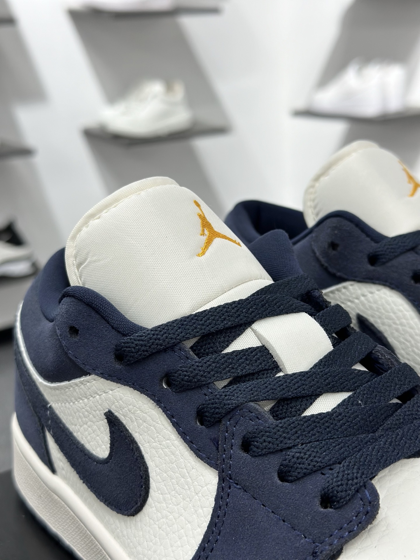 Air Jordan 1 Low 海军蓝 IO7448-400 Air Jordan 1 Low 海军蓝 IO7448-400