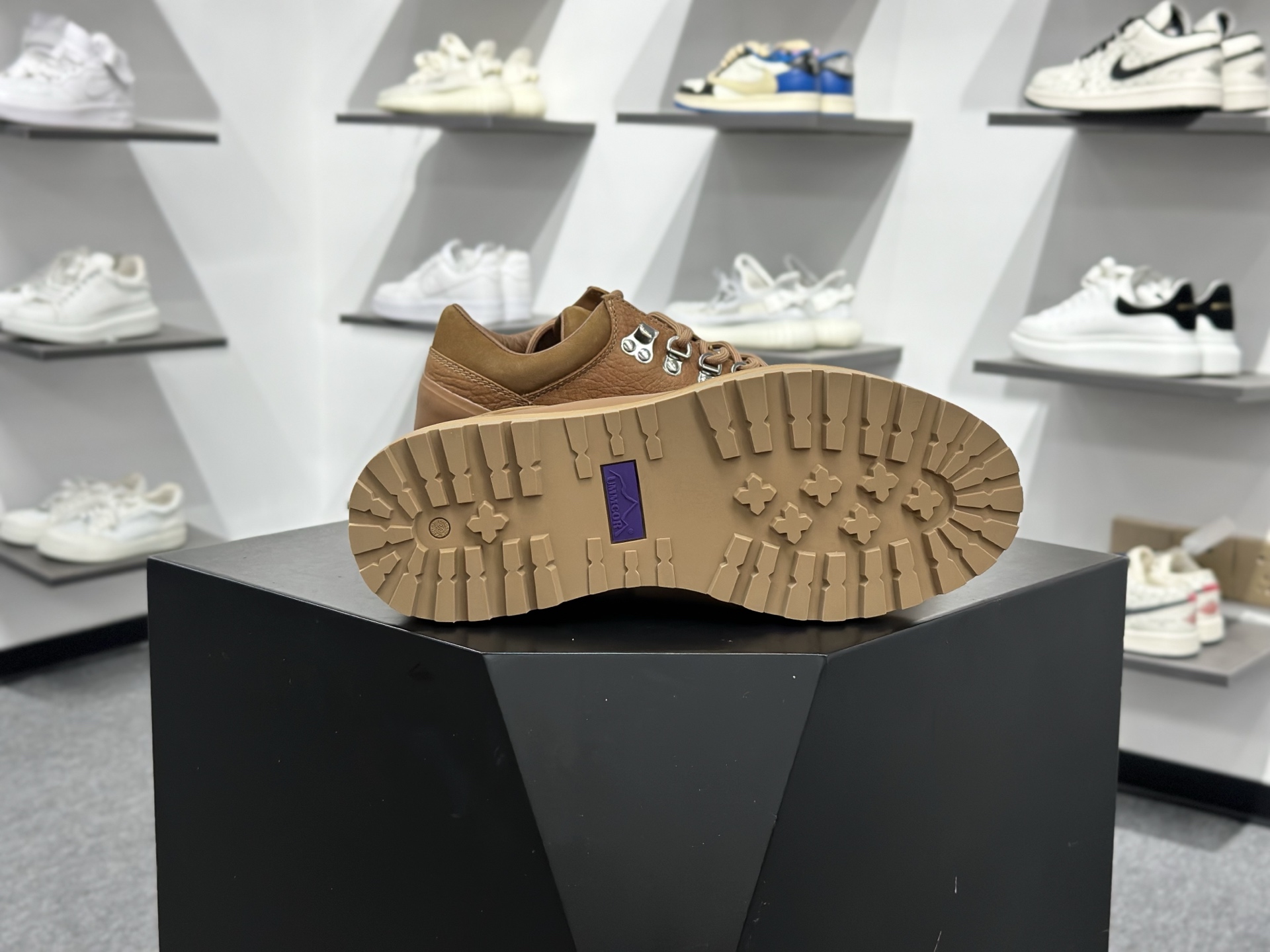 380 ECRISPI Monaco GTX 摩纳哥 意大利户外防水徒步登山鞋 56000480