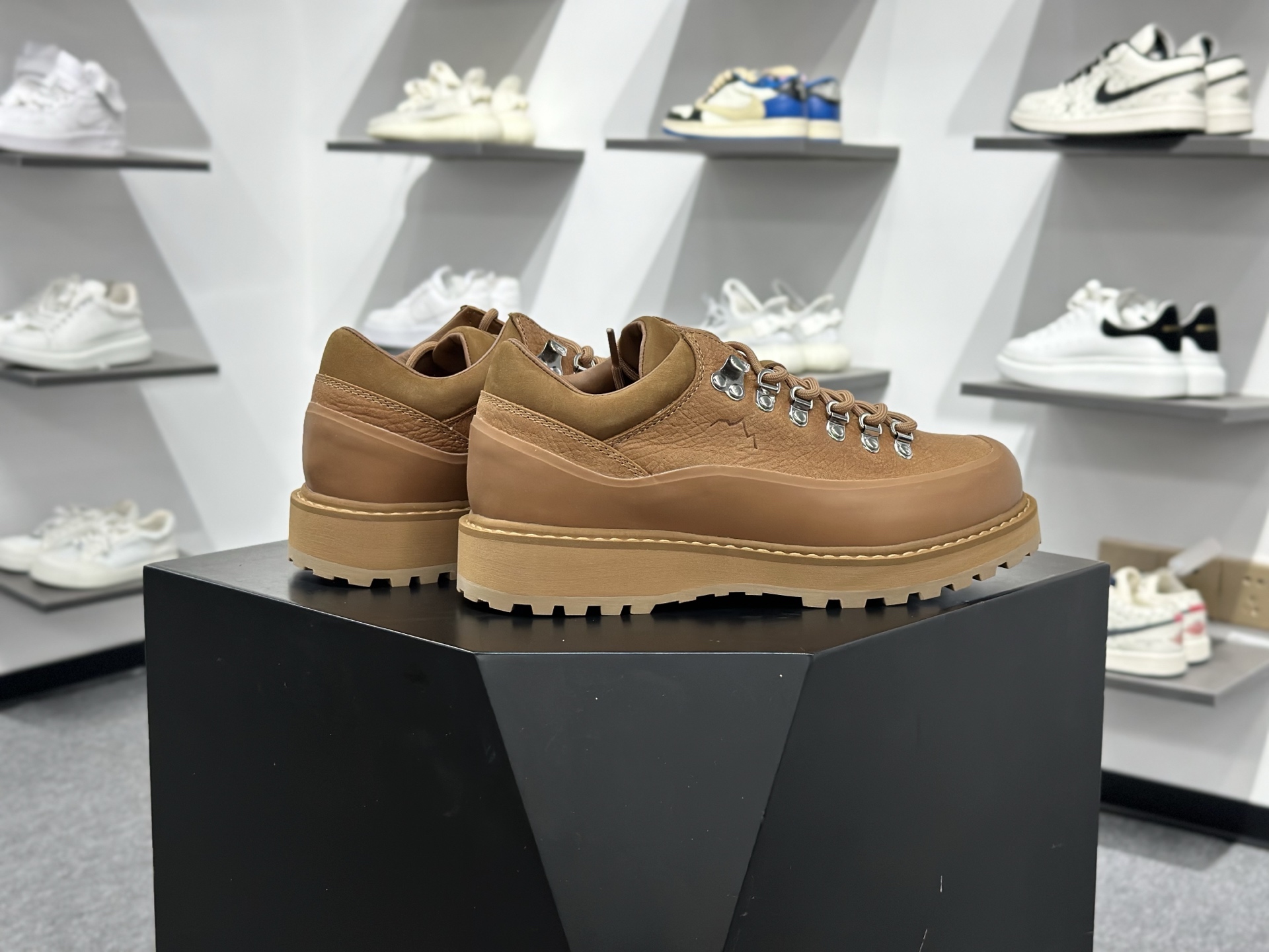 380 ECRISPI Monaco GTX 摩纳哥 意大利户外防水徒步登山鞋 56000480