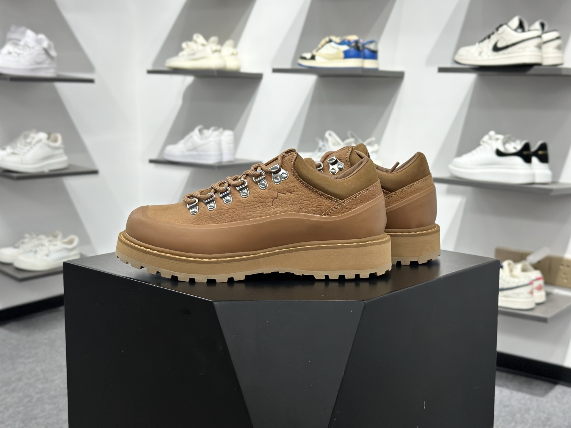 380 ECRISPI Monaco GTX 摩纳哥 意大利户外防水徒步登山鞋 56000480