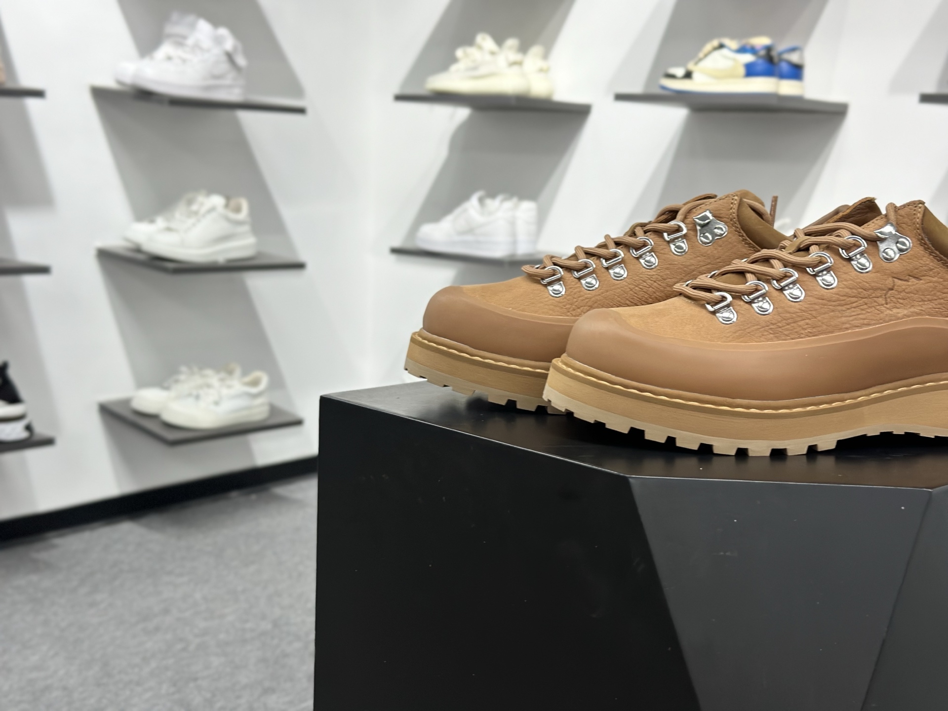 380 ECRISPI Monaco GTX 摩纳哥 意大利户外防水徒步登山鞋 56000480