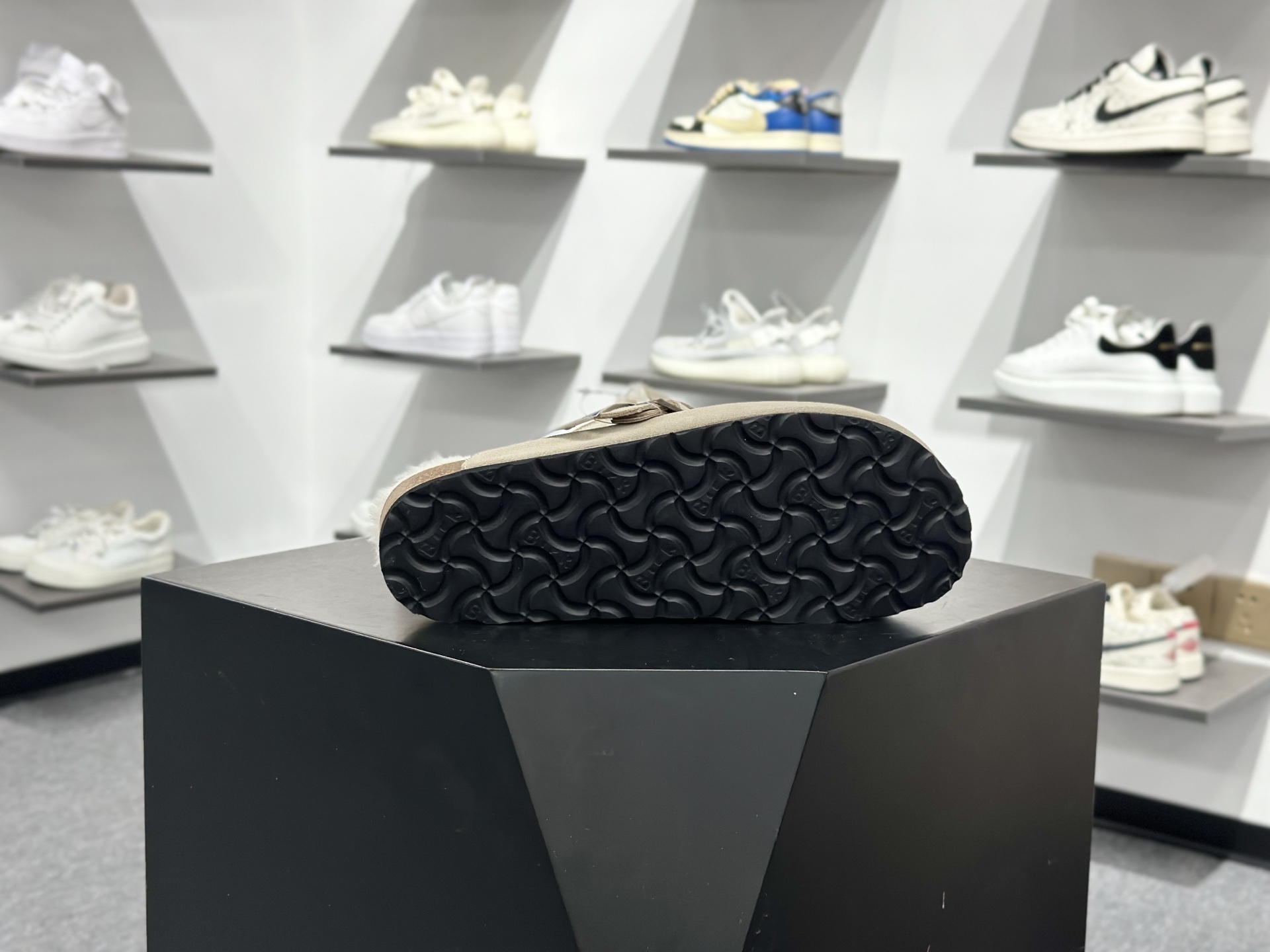 180 Birkenstock Boston Shearling 羊羔毛舒适百搭 耐磨防滑 半包勃肯休闲鞋-Chinese UA Cheap High Quatity Brand Clothes Bags handbags Sneakers wholesale wholesaler seller from China Factory suppliers Fashion Clothing Shoes best Quality Beautiful Price 180 Birkenstock Boston Shearling 羊羔毛舒适百搭 耐磨防滑 半包勃肯休闲鞋