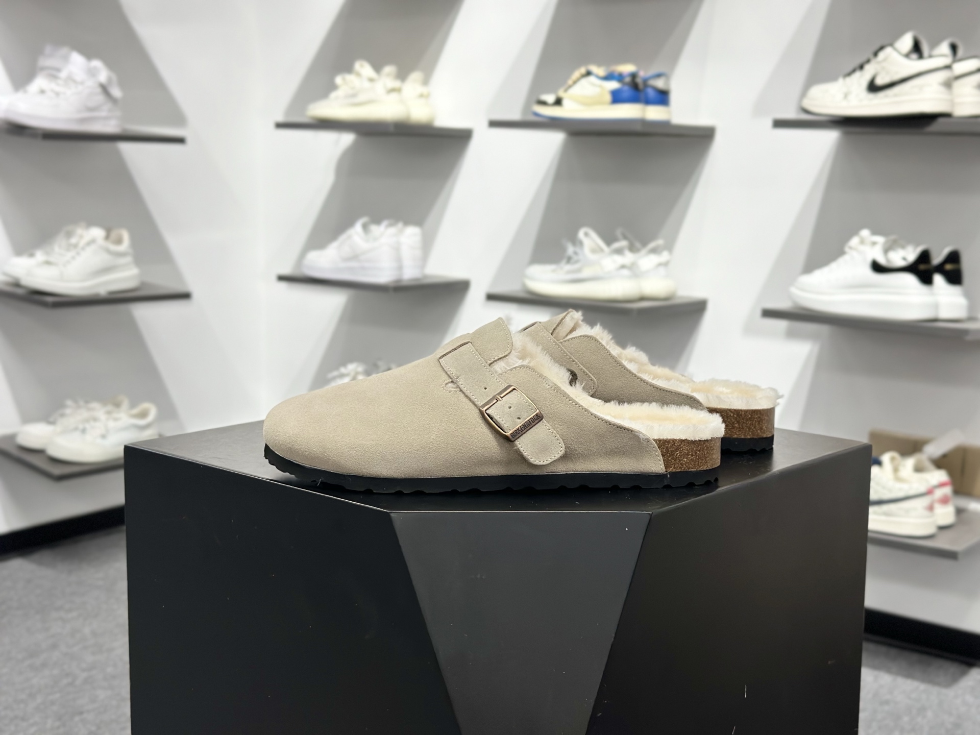 180 Birkenstock Boston Shearling 羊羔毛舒适百搭 耐磨防滑 半包勃肯休闲鞋-Chinese UA Cheap High Quatity Brand Clothes Bags handbags Sneakers wholesale wholesaler seller from China Factory suppliers Fashion Clothing Shoes best Quality Beautiful Price 180 Birkenstock Boston Shearling 羊羔毛舒适百搭 耐磨防滑 半包勃肯休闲鞋