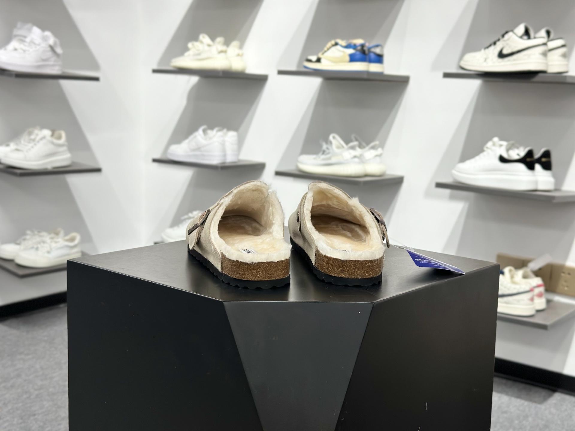 180 Birkenstock Boston Shearling 羊羔毛舒适百搭 耐磨防滑 半包勃肯休闲鞋-Chinese UA Cheap High Quatity Brand Clothes Bags handbags Sneakers wholesale wholesaler seller from China Factory suppliers Fashion Clothing Shoes best Quality Beautiful Price 180 Birkenstock Boston Shearling 羊羔毛舒适百搭 耐磨防滑 半包勃肯休闲鞋