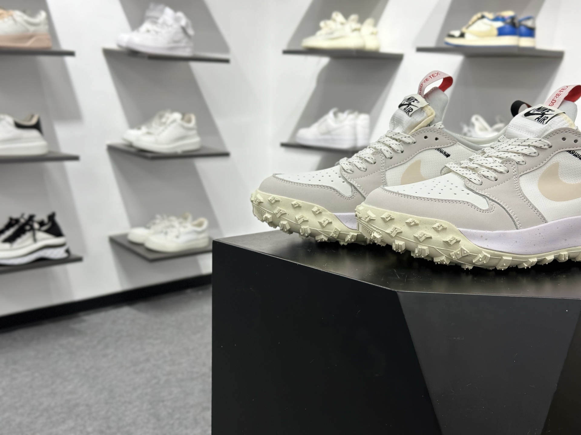 200 Jordan Air Jordan 1 Element Low A/T Phantom 米色 FV4227-003-Chinese UA Cheap High Quatity Brand Clothes Bags handbags Sneakers wholesale wholesaler seller from China Factory suppliers Fashion Clothing Shoes best Quality Beautiful Price 200 Jordan Air Jordan 1 Element Low A/T Phantom 米色 FV4227-003