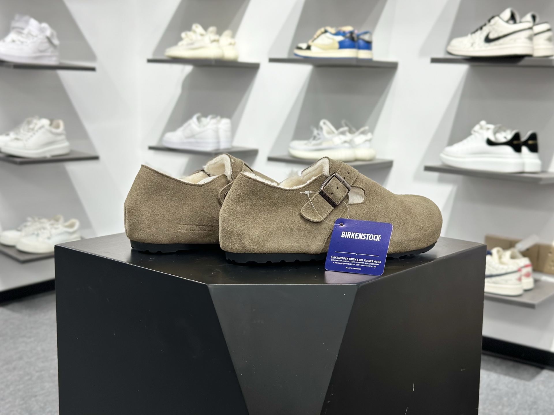 180 勃肯birkenstock 经典全包款纯原G版加绒款 优质牛皮翻毛皮-Chinese UA Cheap High Quatity Brand Clothes Bags handbags Sneakers wholesale wholesaler seller from China Factory suppliers Fashion Clothing Shoes best Quality Beautiful Price 180 勃肯birkenstock 经典全包款纯原G版加绒款 优质牛皮翻毛皮