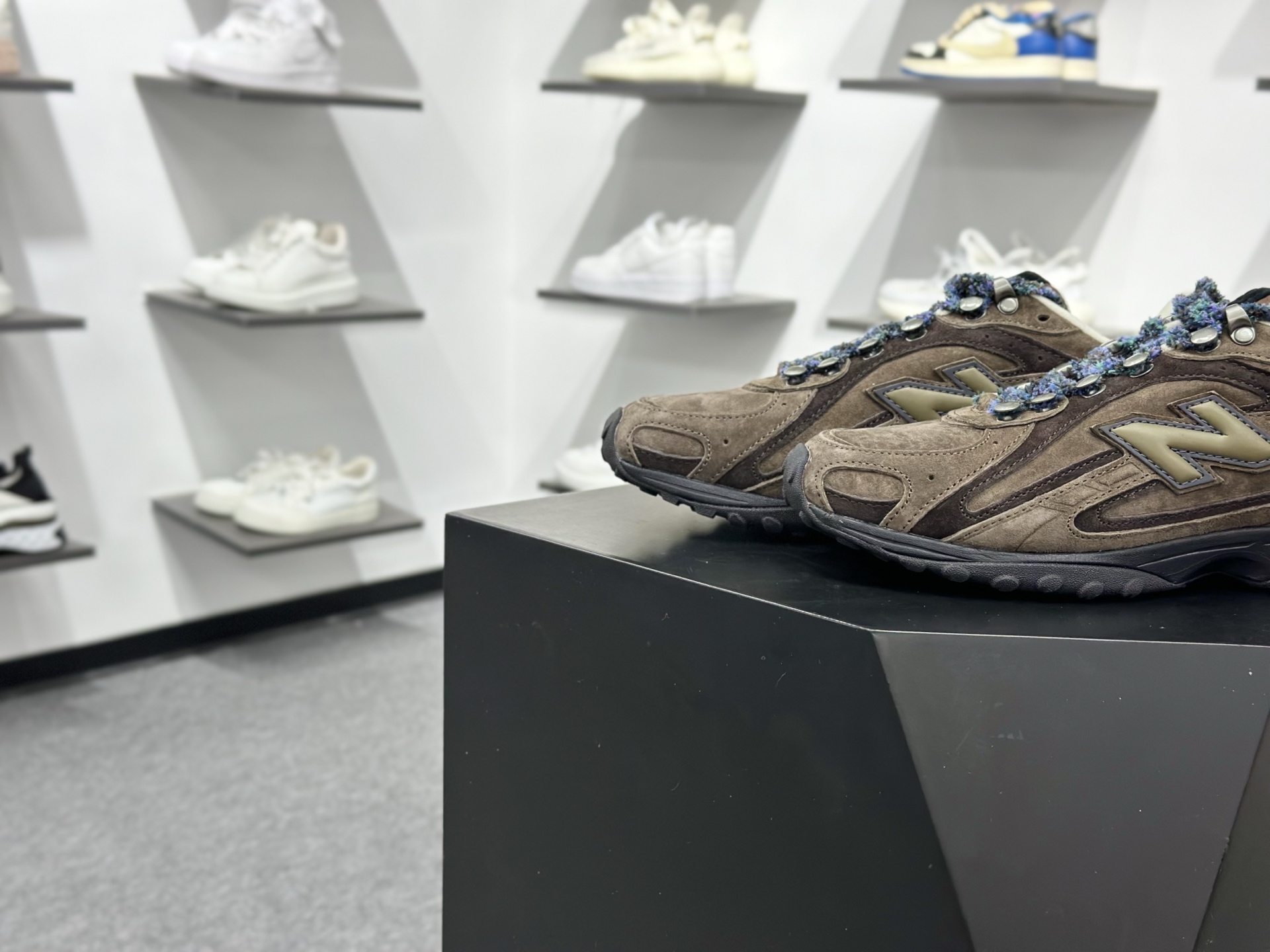 280 New Balance 新百伦204 充正版本 复古休闲运动百搭老爹跑步鞋 U204LBC-Chinese UA Cheap High Quatity Brand Clothes Bags handbags Sneakers wholesale wholesaler seller from China Factory suppliers Fashion Clothing Shoes best Quality Beautiful Price 280 New Balance 新百伦204 充正版本 复古休闲运动百搭老爹跑步鞋 U204LBC