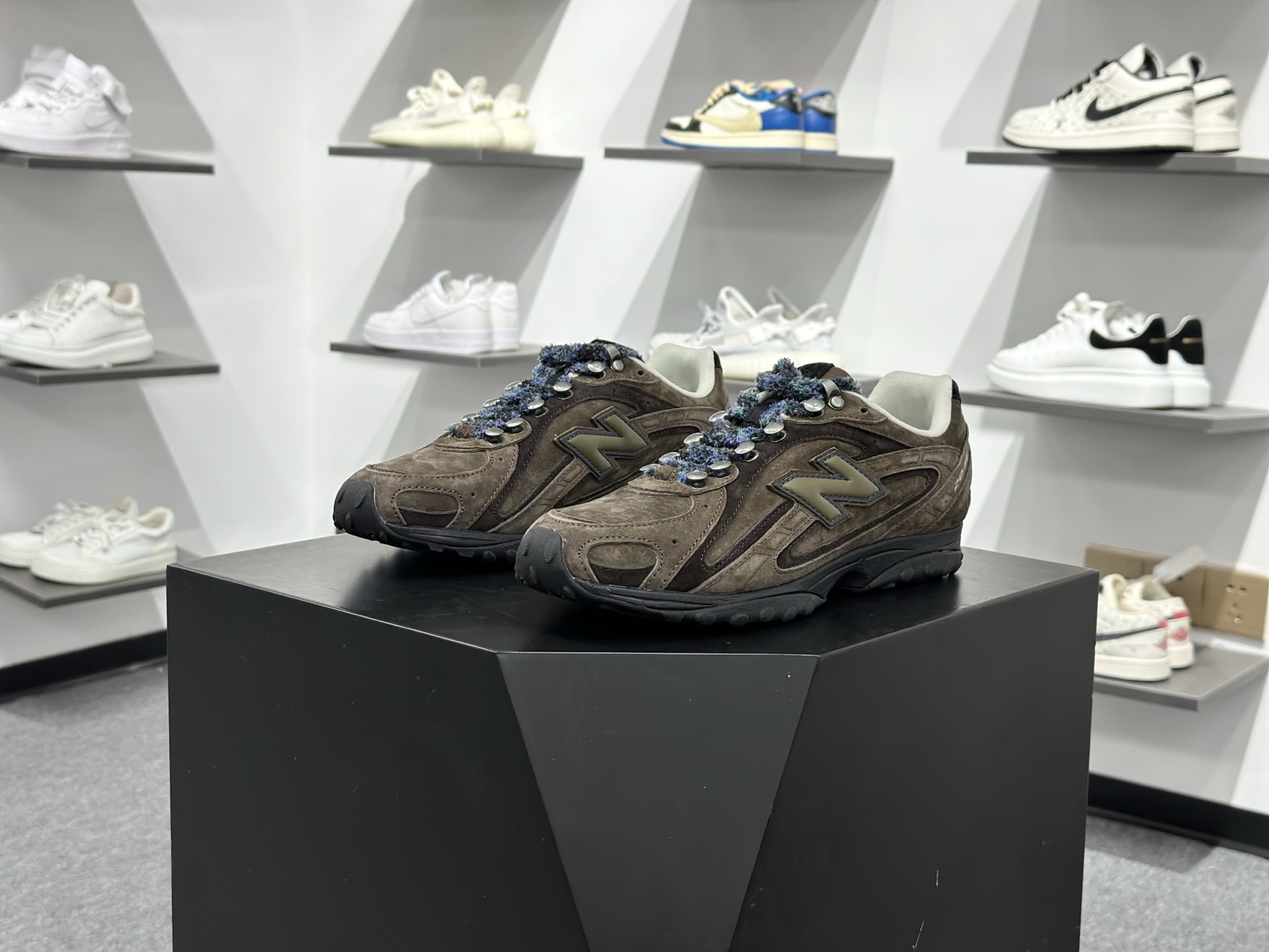 280 New Balance 新百伦204 充正版本 复古休闲运动百搭老爹跑步鞋 U204LBC-Chinese UA Cheap High Quatity Brand Clothes Bags handbags Sneakers wholesale wholesaler seller from China Factory suppliers Fashion Clothing Shoes best Quality Beautiful Price 280 New Balance 新百伦204 充正版本 复古休闲运动百搭老爹跑步鞋 U204LBC