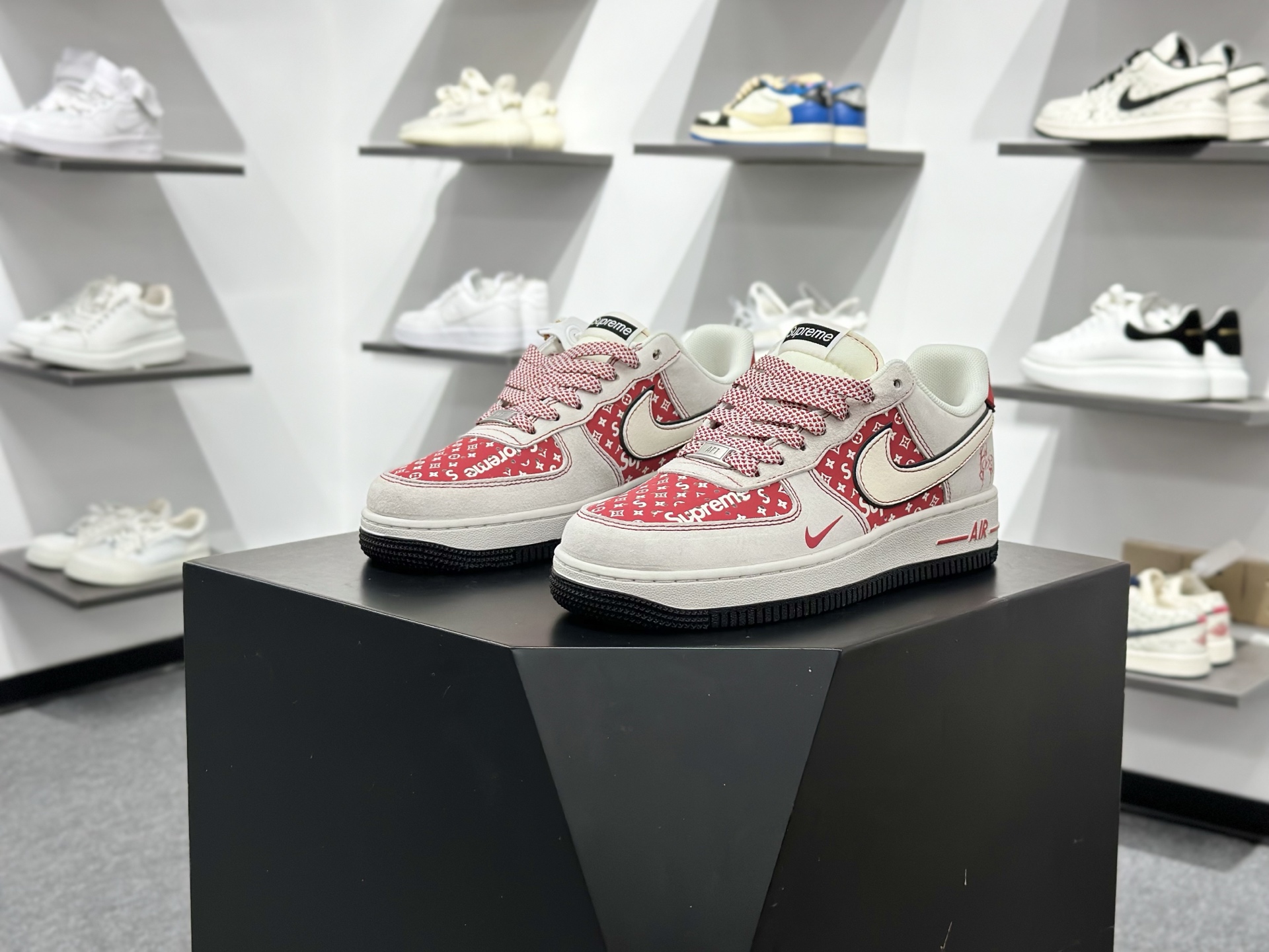 260 NK Dunk Low Retro ”DIY高端定制” 低帮休闲运动板鞋 JP2026-131-Chinese UA Cheap High Quatity Brand Clothes Bags handbags Sneakers wholesale wholesaler seller from China Factory suppliers Fashion Clothing Shoes best Quality Beautiful Price 260 NK Dunk Low Retro ”DIY高端定制” 低帮休闲运动板鞋 JP2026-131