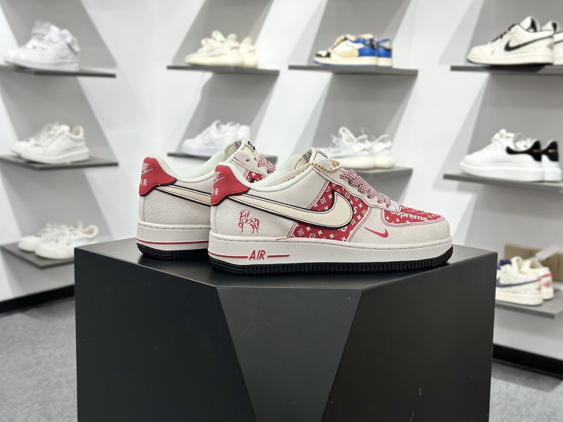 260 NK Dunk Low Retro ”DIY高端定制” 低帮休闲运动板鞋 JP2026-131-Chinese UA Cheap High Quatity Brand Clothes Bags handbags Sneakers wholesale wholesaler seller from China Factory suppliers Fashion Clothing Shoes best Quality Beautiful Price 260 NK Dunk Low Retro ”DIY高端定制” 低帮休闲运动板鞋 JP2026-131