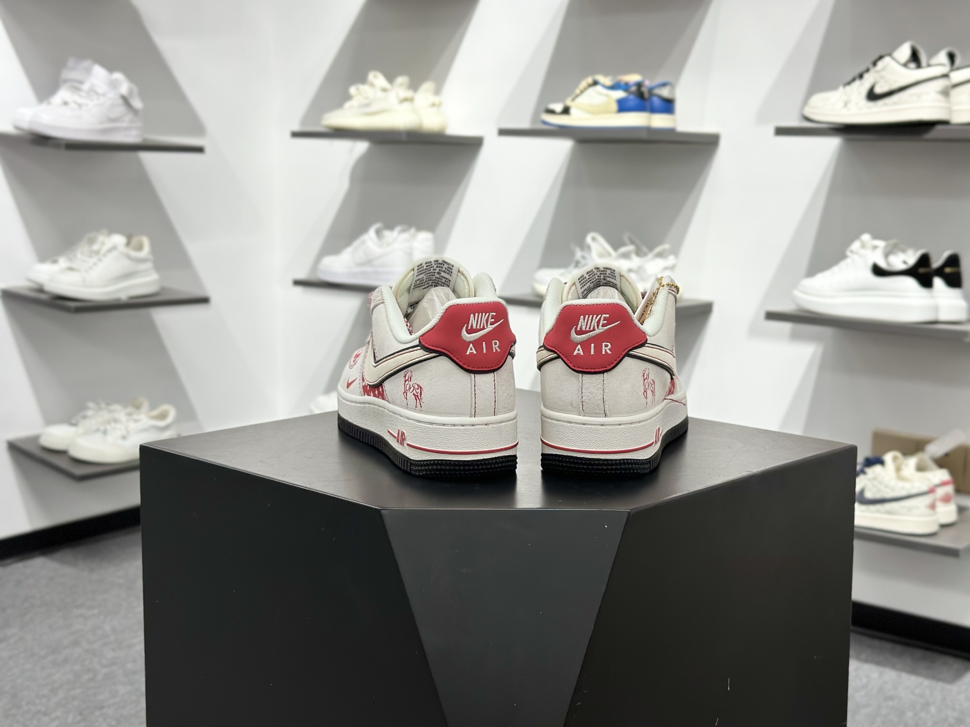 260 NK Dunk Low Retro ”DIY高端定制” 低帮休闲运动板鞋 JP2026-131-Chinese UA Cheap High Quatity Brand Clothes Bags handbags Sneakers wholesale wholesaler seller from China Factory suppliers Fashion Clothing Shoes best Quality Beautiful Price 260 NK Dunk Low Retro ”DIY高端定制” 低帮休闲运动板鞋 JP2026-131