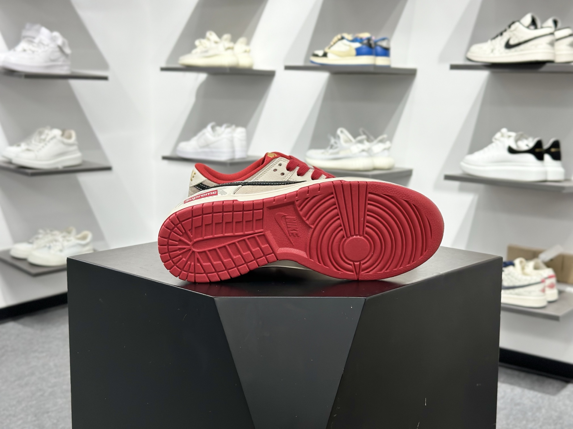 Nike Dunk Low Retro ‘联名款’低帮休闲运动板鞋 HG0026-006