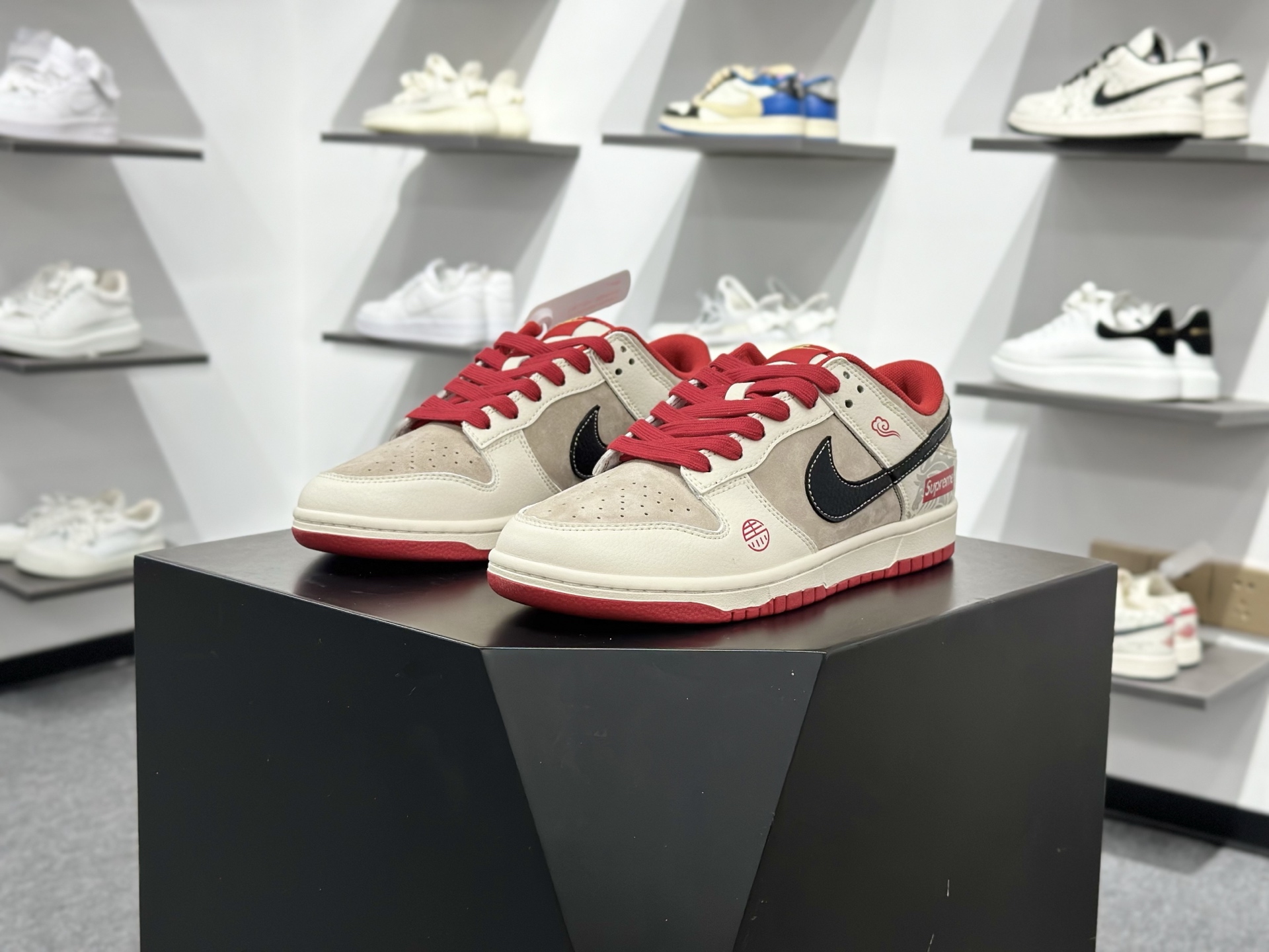 Nike Dunk Low Retro ‘联名款’低帮休闲运动板鞋 HG0026-006