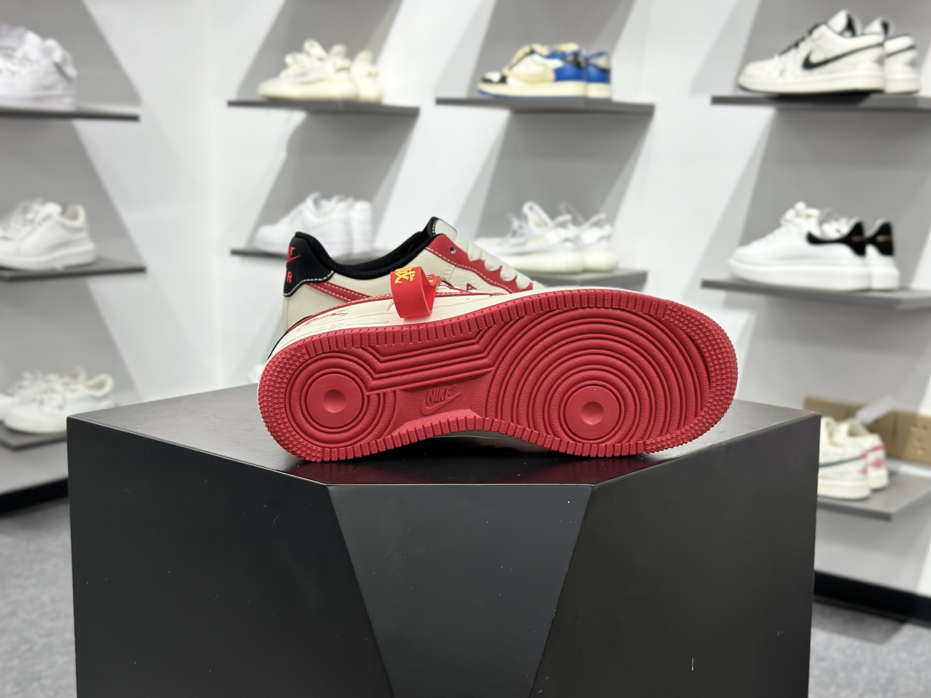 Nike Air Force1 07 low 马年限定 定制空军 FC1688-260-Top High Quatity Cheap Sneakers Fashion Clothing Clothes Bags handbags Shoes of all Brand wholesale With The best Quality And Beautiful Price from China Factory Chinese suppliers wholesaler seller Nike Air Force1 07 low 马年限定 定制空军 FC1688-260
