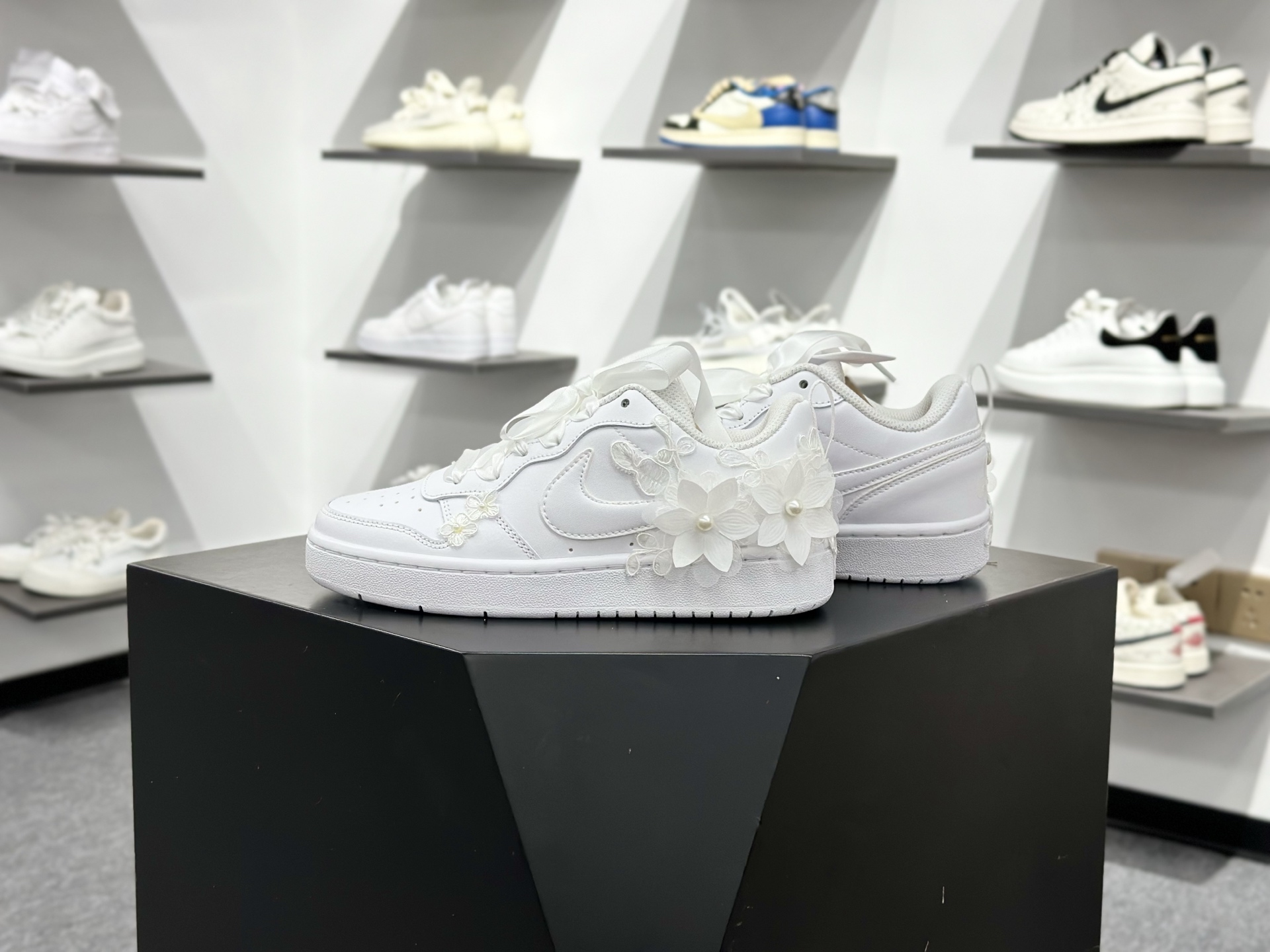 260 NIKE COURT BOROUGH LOW 耐克 低帮百搭透气休闲运动板鞋 BQ5448-219