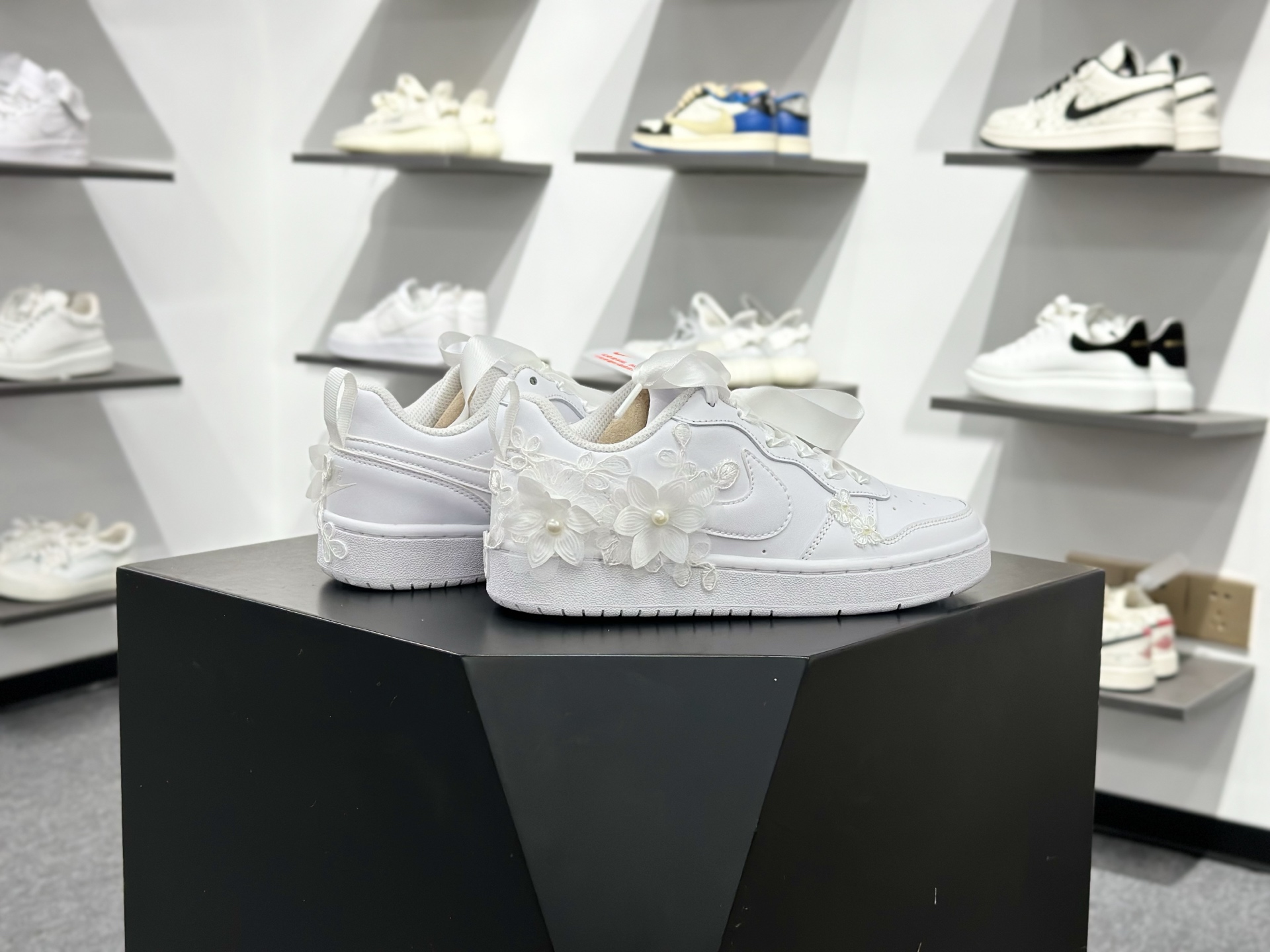 260 NIKE COURT BOROUGH LOW 耐克 低帮百搭透气休闲运动板鞋 BQ5448-219