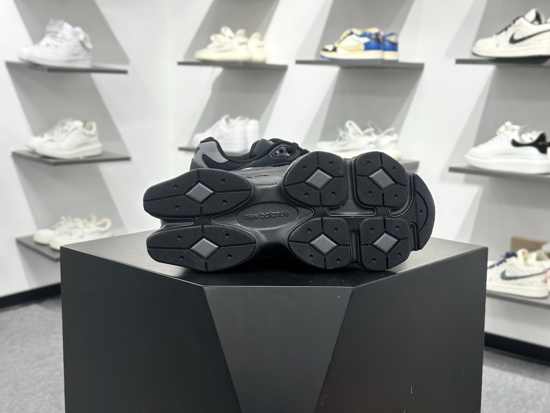 Joe Freshgoods x New Balance 渠道NB9060 联名款 复古休闲运动慢跑鞋 U906079E