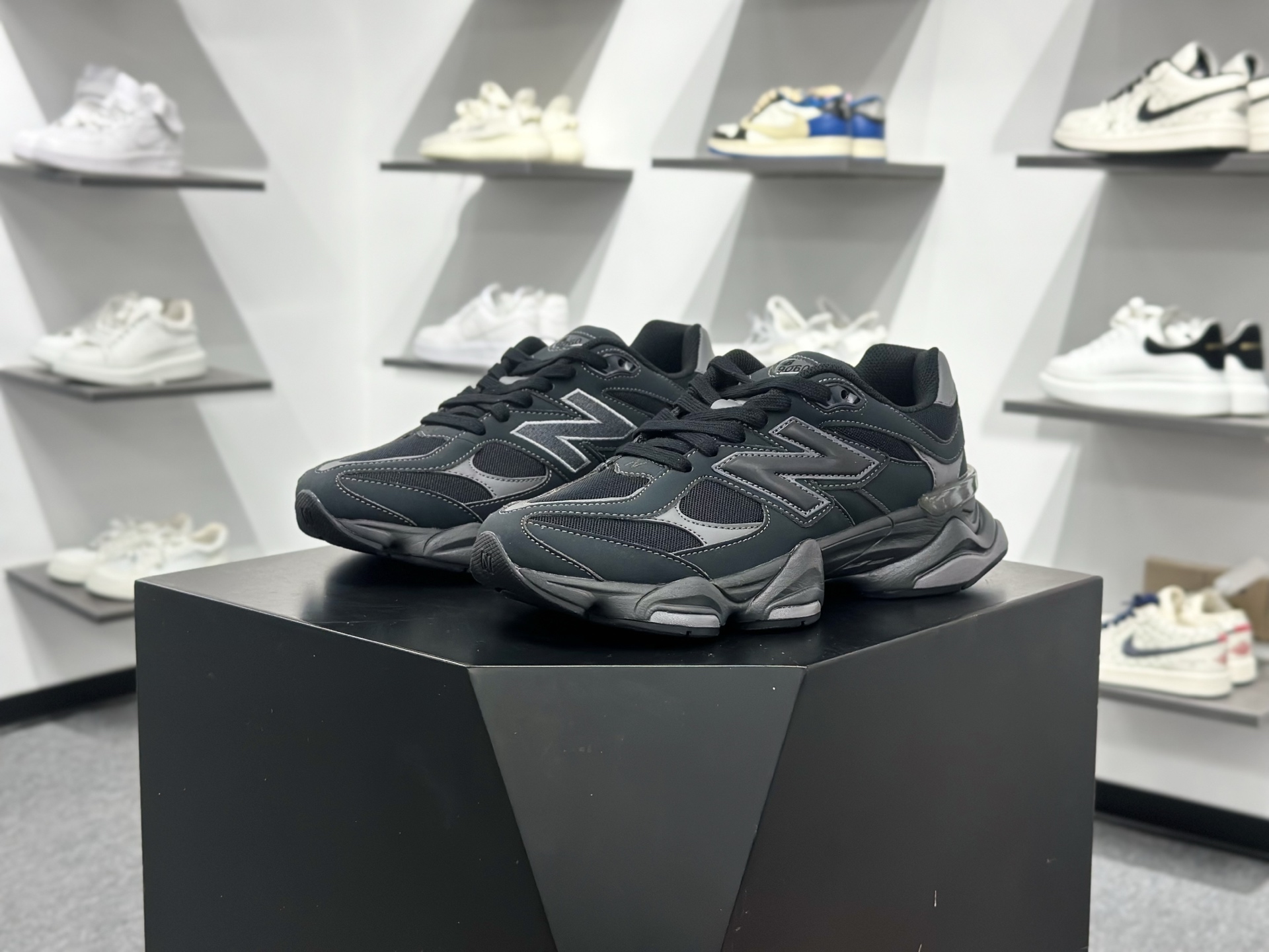 Joe Freshgoods x New Balance 渠道NB9060 联名款 复古休闲运动慢跑鞋 U906079E