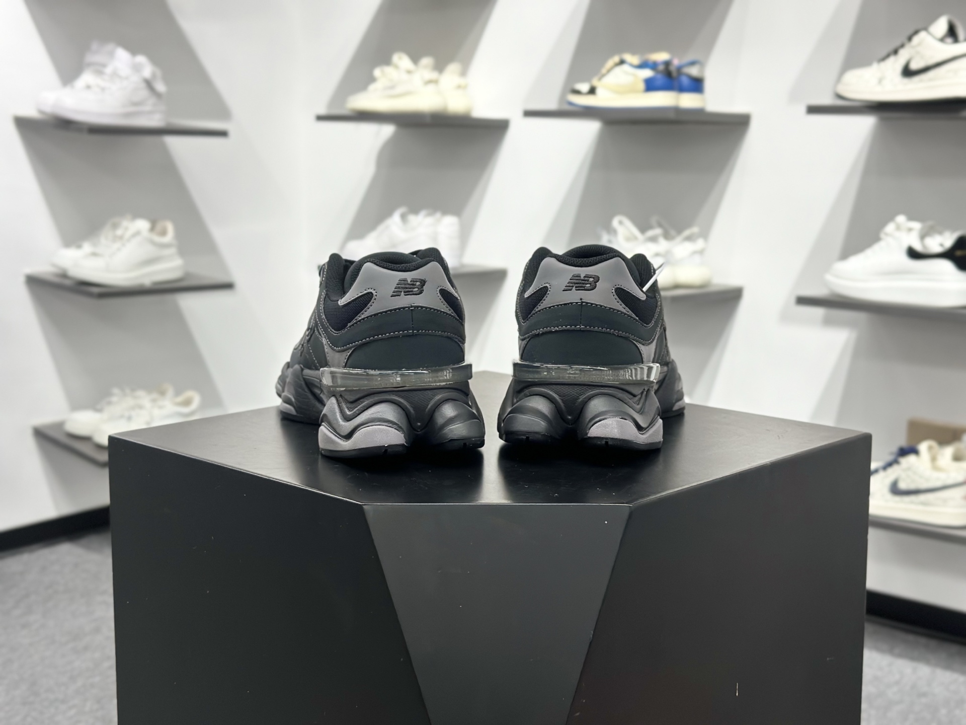 Joe Freshgoods x New Balance 渠道NB9060 联名款 复古休闲运动慢跑鞋 U906079E