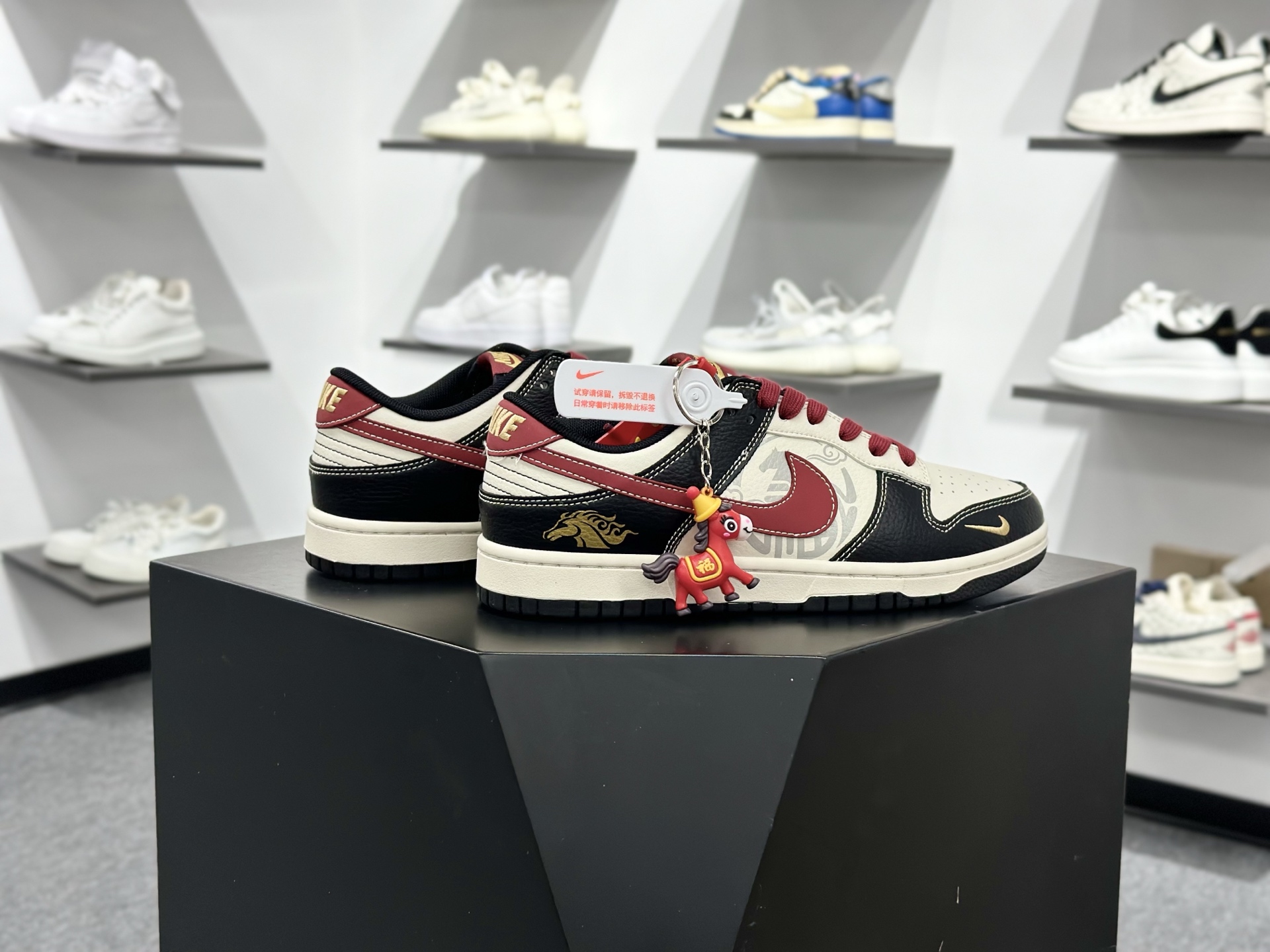 NK Dunk Low Retro ”DIY高端定制” Sup马年米棕红黑 低帮休闲运动板鞋 HG0026-006