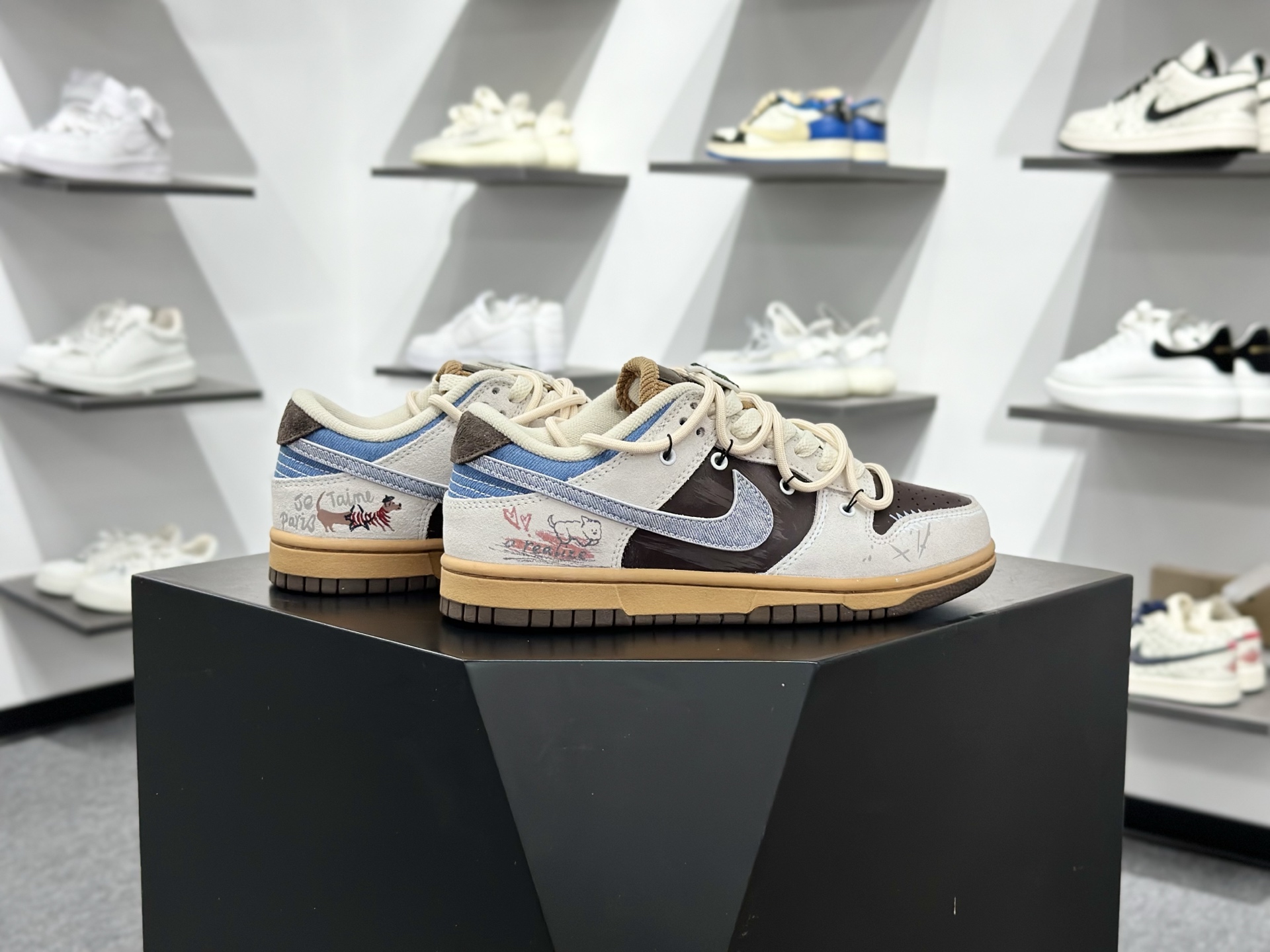 NIKE SB Dunk Low 考拉派对 啡啡抱抱 HQ3459-212