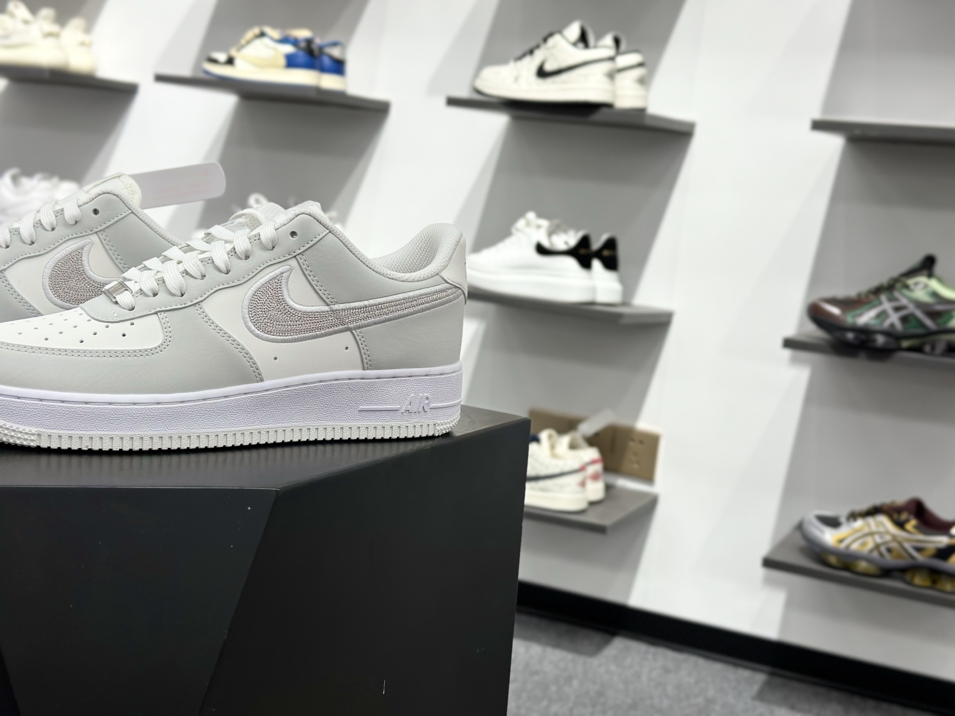 200 Nike Air Force 1 Low 07 灰白 IB6842-100-Chinese UA Cheap High Quatity Brand Clothes Bags handbags Sneakers wholesale wholesaler seller from China Factory suppliers Fashion Clothing Shoes best Quality Beautiful Price 200 Nike Air Force 1 Low 07 灰白 IB6842-100