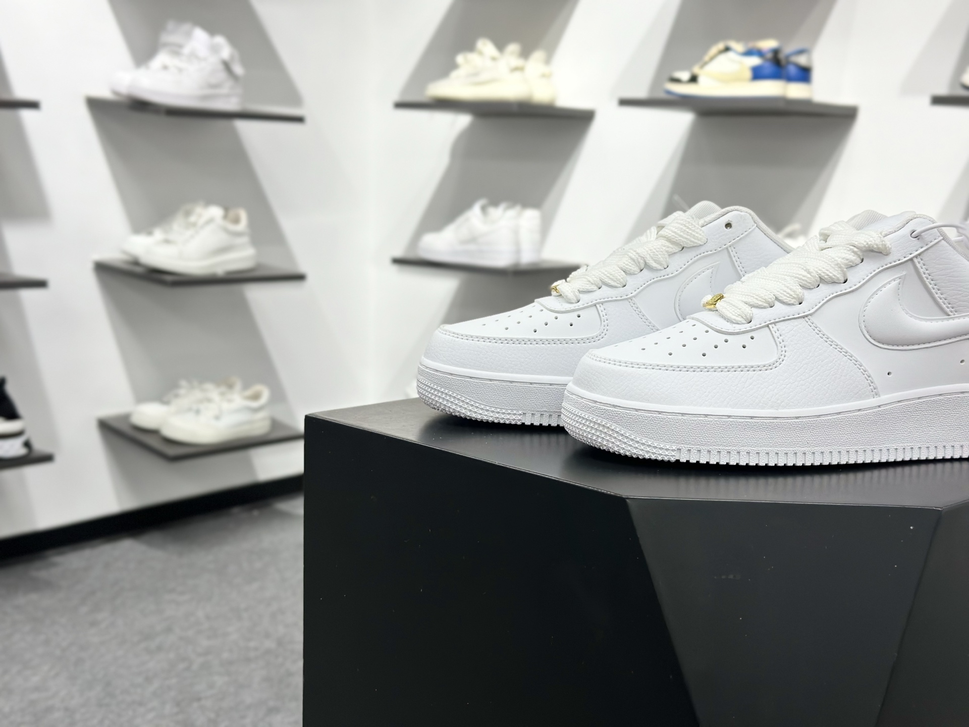 200 NIKE AIR FORCE 1 JANYVS NY HF2014-100-Chinese UA Cheap High Quatity Brand Clothes Bags handbags Sneakers wholesale wholesaler seller from China Factory suppliers Fashion Clothing Shoes best Quality Beautiful Price 200 NIKE AIR FORCE 1 JANYVS NY HF2014-100