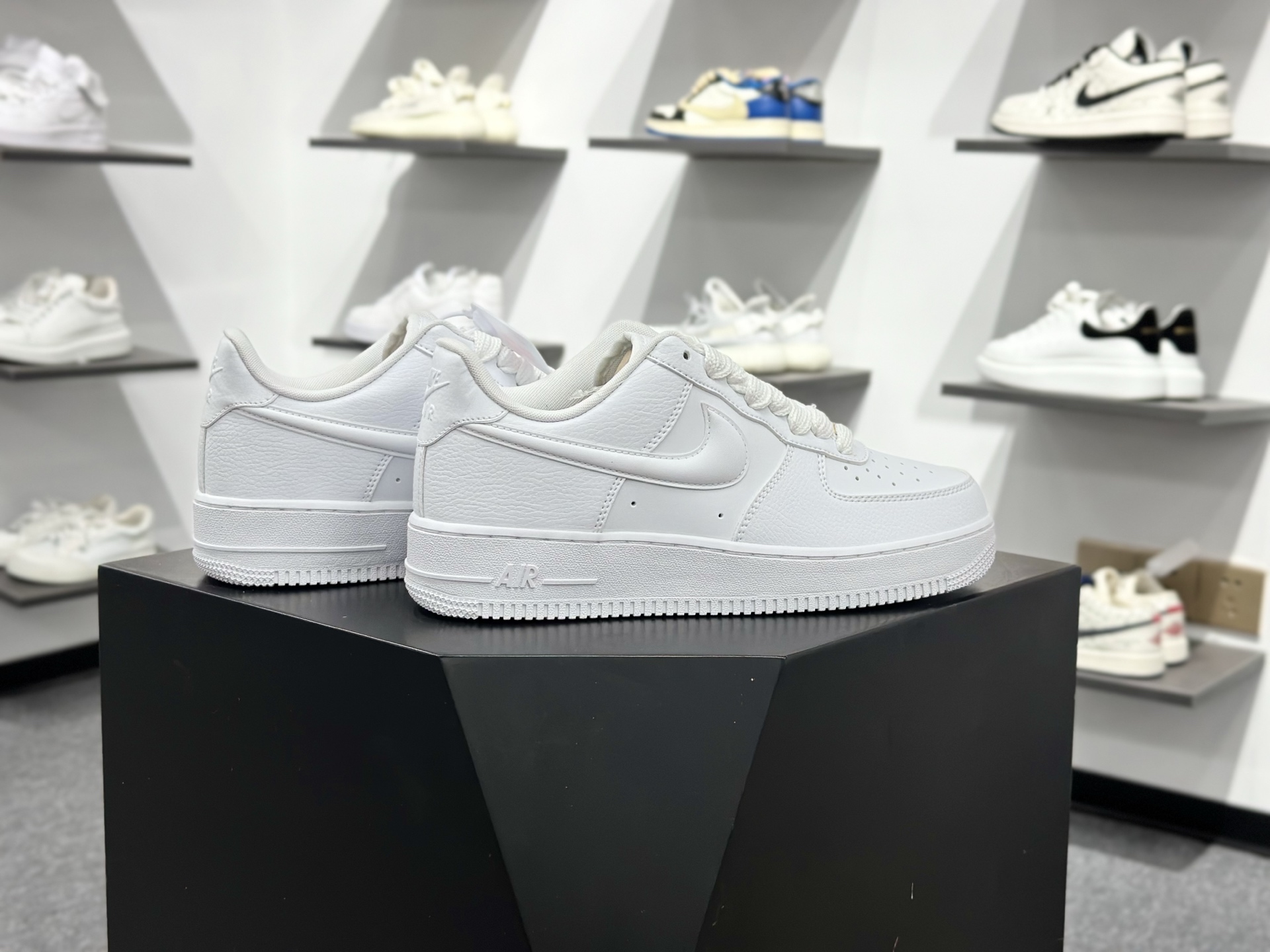 200 NIKE AIR FORCE 1 JANYVS NY HF2014-100-Chinese UA Cheap High Quatity Brand Clothes Bags handbags Sneakers wholesale wholesaler seller from China Factory suppliers Fashion Clothing Shoes best Quality Beautiful Price 200 NIKE AIR FORCE 1 JANYVS NY HF2014-100