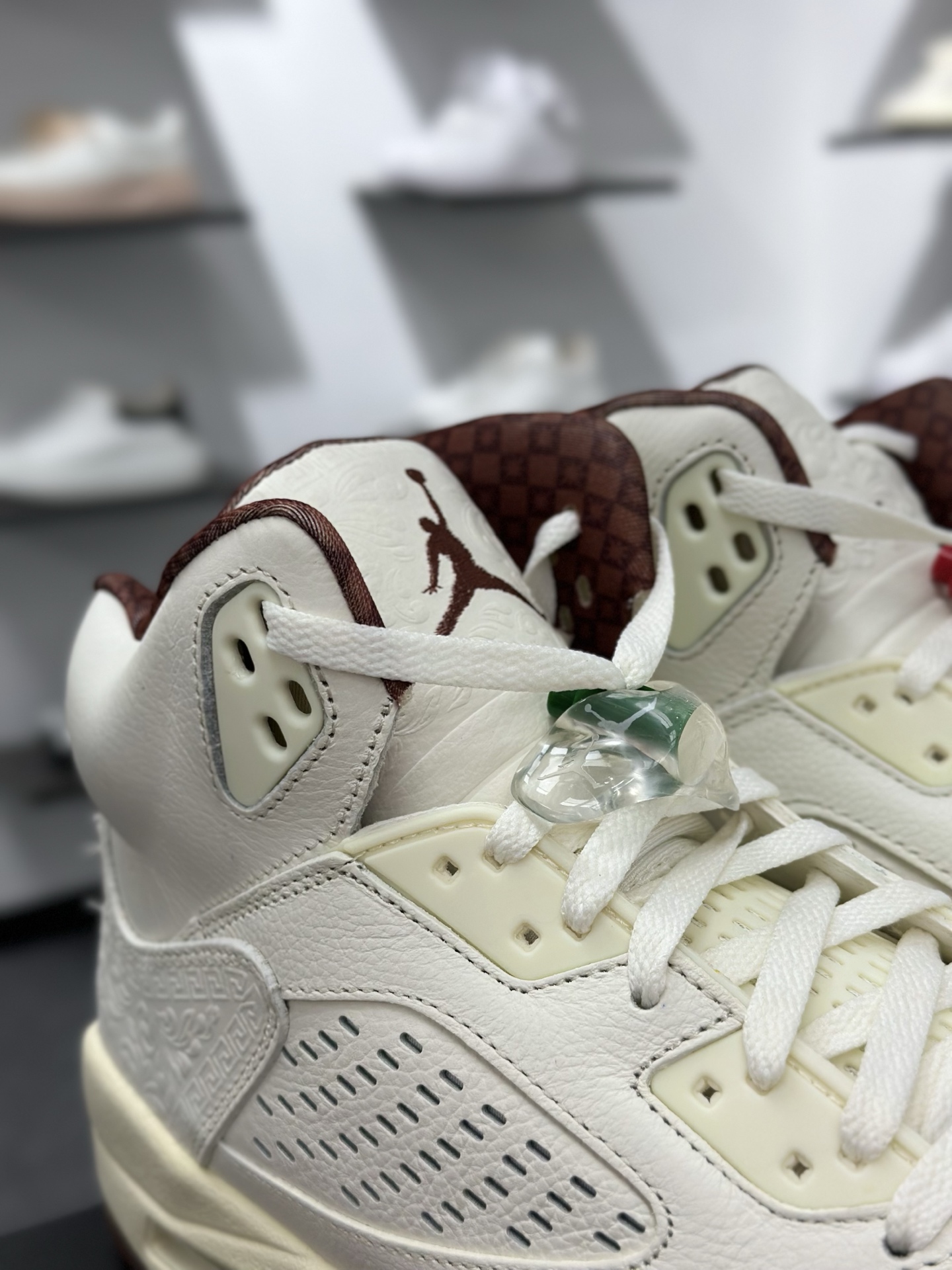 Jordan Air Jordan 5 “EL GRITO”舒适百搭 防滑耐磨 中帮 复古篮球鞋 男款 白绿色 HF8833-100-Top High Quatity Cheap Sneakers Fashion Clothing Clothes Bags handbags Shoes of all Brand wholesale With The best Quality And Beautiful Price from China Factory Chinese suppliers wholesaler seller Jordan Air Jordan 5 “EL GRITO”舒适百搭 防滑耐磨 中帮 复古篮球鞋 男款 白绿色 HF8833-100