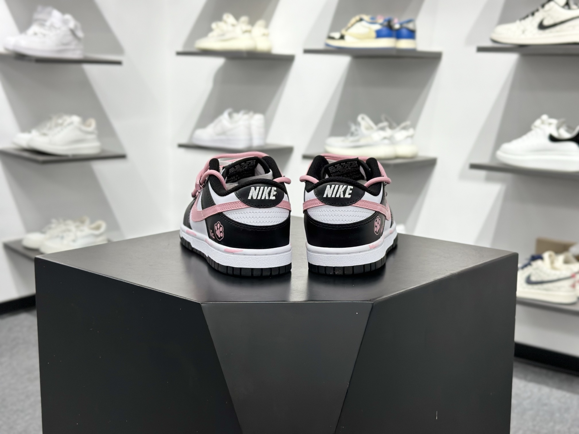 NIKE DUNK SB LOW 全新配色 解构系列 定制Dunk SB顾名思义 DD1503-101-Top High Quatity Cheap Sneakers Fashion Clothing Clothes Bags handbags Shoes of all Brand wholesale With The best Quality And Beautiful Price from China Factory Chinese suppliers wholesaler seller NIKE DUNK SB LOW 全新配色 解构系列 定制Dunk SB顾名思义 DD1503-101