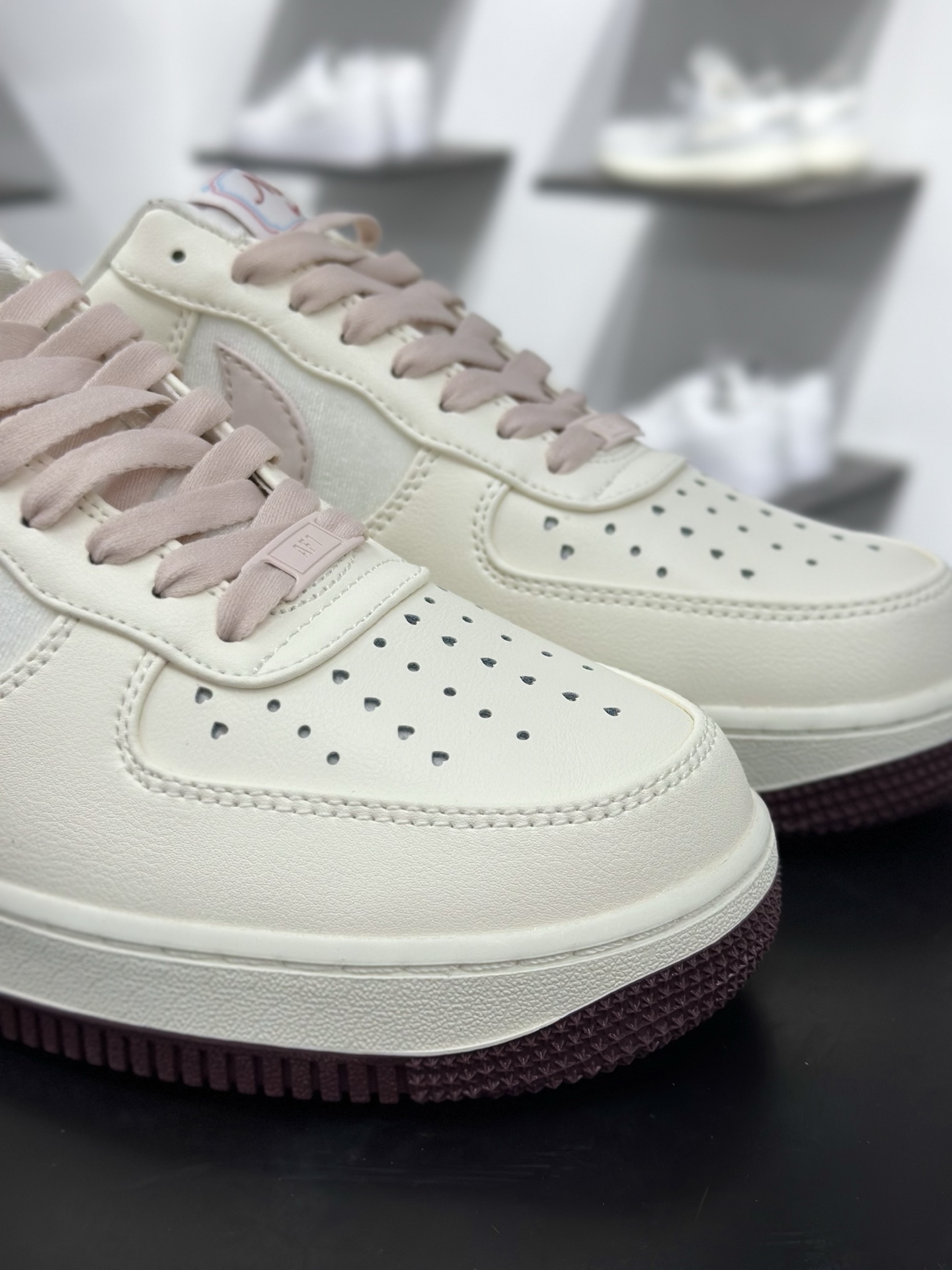 220 NIKE AIR FORCE 1‘07 LV8 IQ4937-161-Chinese UA Cheap High Quatity Brand Clothes Bags handbags Sneakers wholesale wholesaler seller from China Factory suppliers Fashion Clothing Shoes best Quality Beautiful Price 220 NIKE AIR FORCE 1‘07 LV8 IQ4937-161