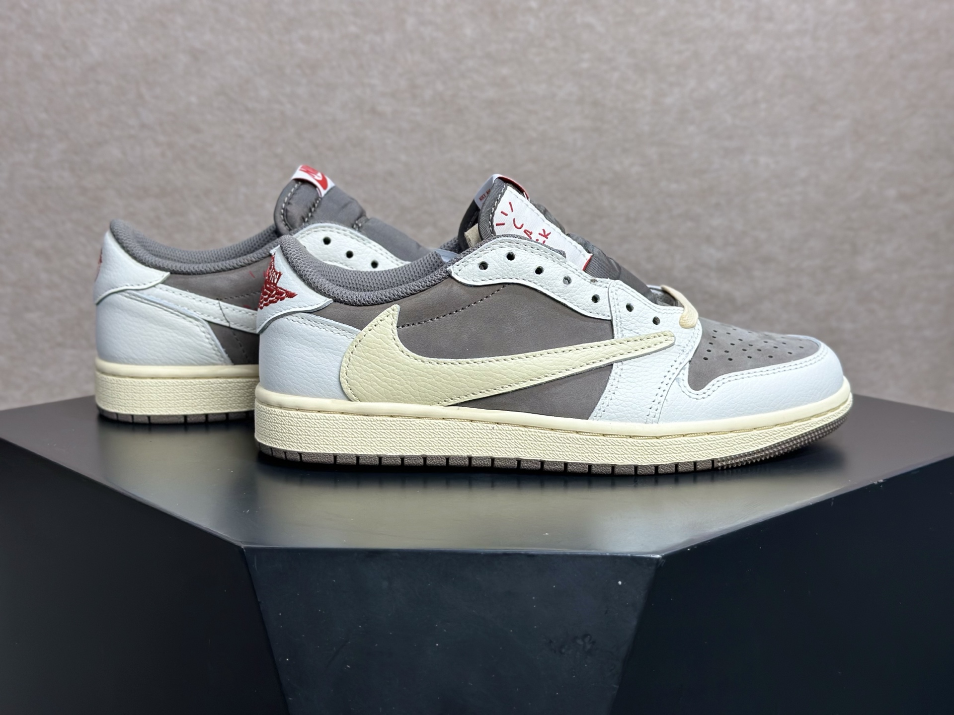 倒钩摩卡 复古质感拉满的美拉德神鞋 Travis Scott x AJ1 Low 摩卡倒钩 DM7866-162-Top High Quatity Cheap Sneakers Fashion Clothing Clothes Bags handbags Shoes of all Brand wholesale With The best Quality And Beautiful Price from China Factory Chinese suppliers wholesaler seller 倒钩摩卡 复古质感拉满的美拉德神鞋 Travis Scott x AJ1 Low 摩卡倒钩 DM7866-162
