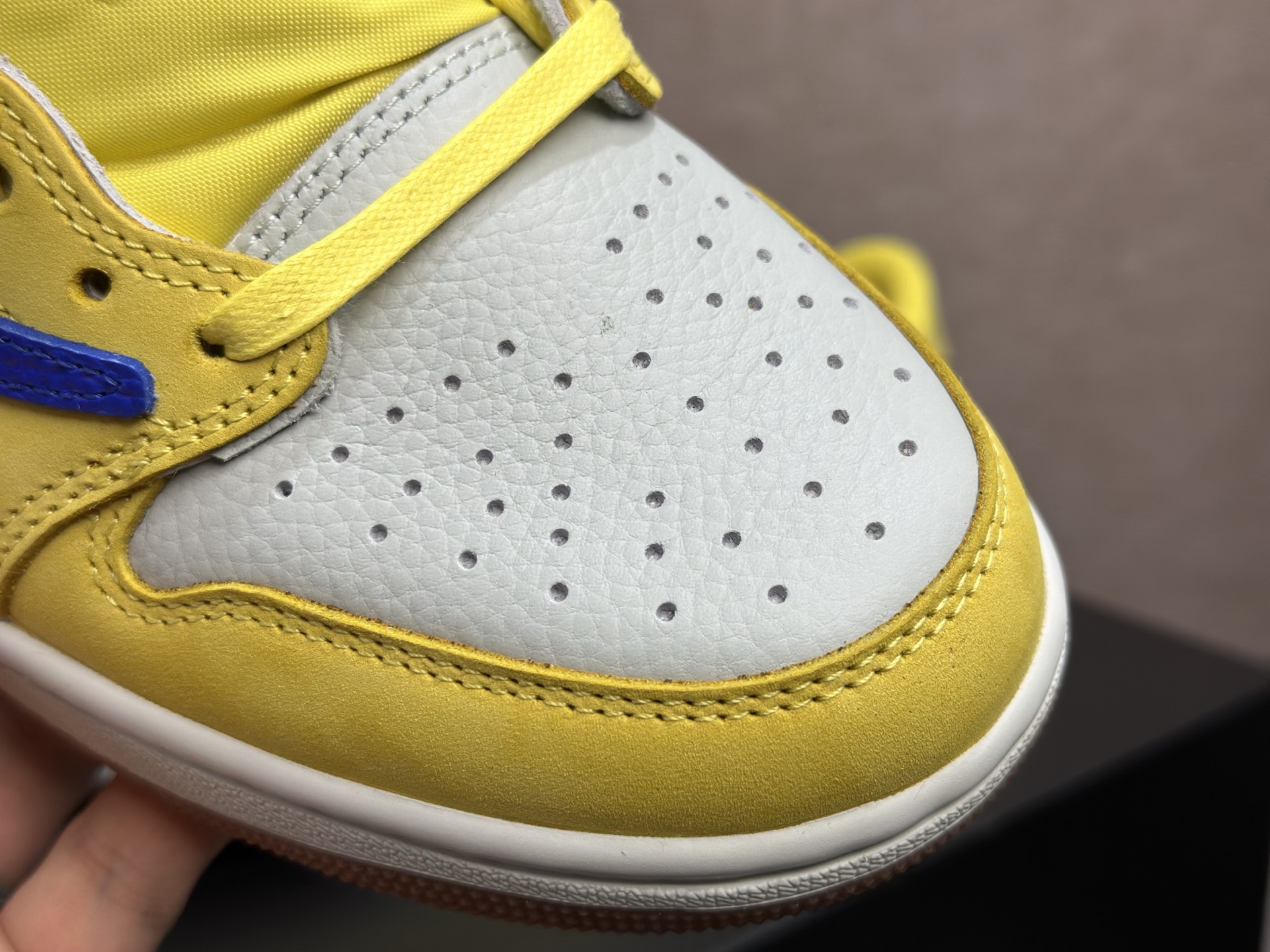 金丝雀黄倒钩 活力复古感直接拉满的街头神鞋 Travis Scott x AJ1 Low 金丝雀黄倒钩 DZ4137-700-Top High Quatity Cheap Sneakers Fashion Clothing Clothes Bags handbags Shoes of all Brand wholesale With The best Quality And Beautiful Price from China Factory Chinese suppliers wholesaler seller 金丝雀黄倒钩 活力复古感直接拉满的街头神鞋 Travis Scott x AJ1 Low 金丝雀黄倒钩 DZ4137-700