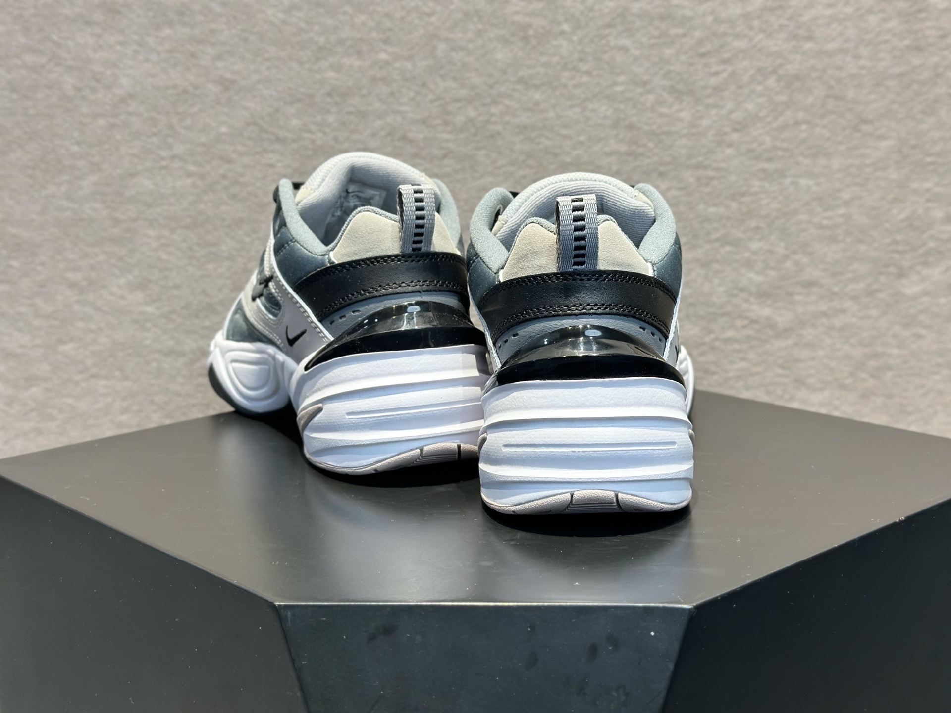 Nike M2K Tekno 系列低帮复古潮流百搭旅游老爹休闲运动鞋 “浅灰深灰” CI2969-001-Top High Quatity Cheap Sneakers Fashion Clothing Clothes Bags handbags Shoes of all Brand wholesale With The best Quality And Beautiful Price from China Factory Chinese suppliers wholesaler seller Nike M2K Tekno 系列低帮复古潮流百搭旅游老爹休闲运动鞋 “浅灰深灰” CI2969-001