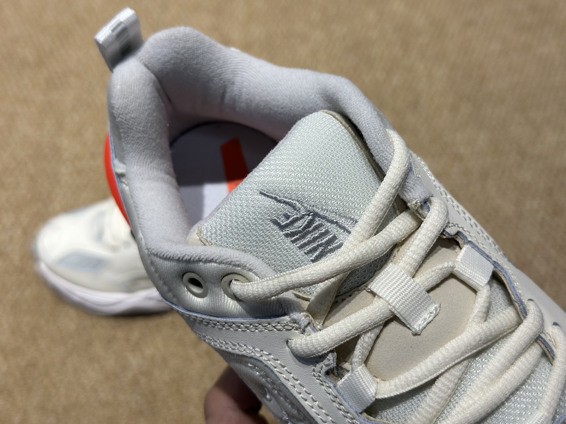 200 耐克 Nike M2K Tekno 系列低帮复古潮流百搭旅游老爹休闲运动鞋 “米白橙” AO3108-101